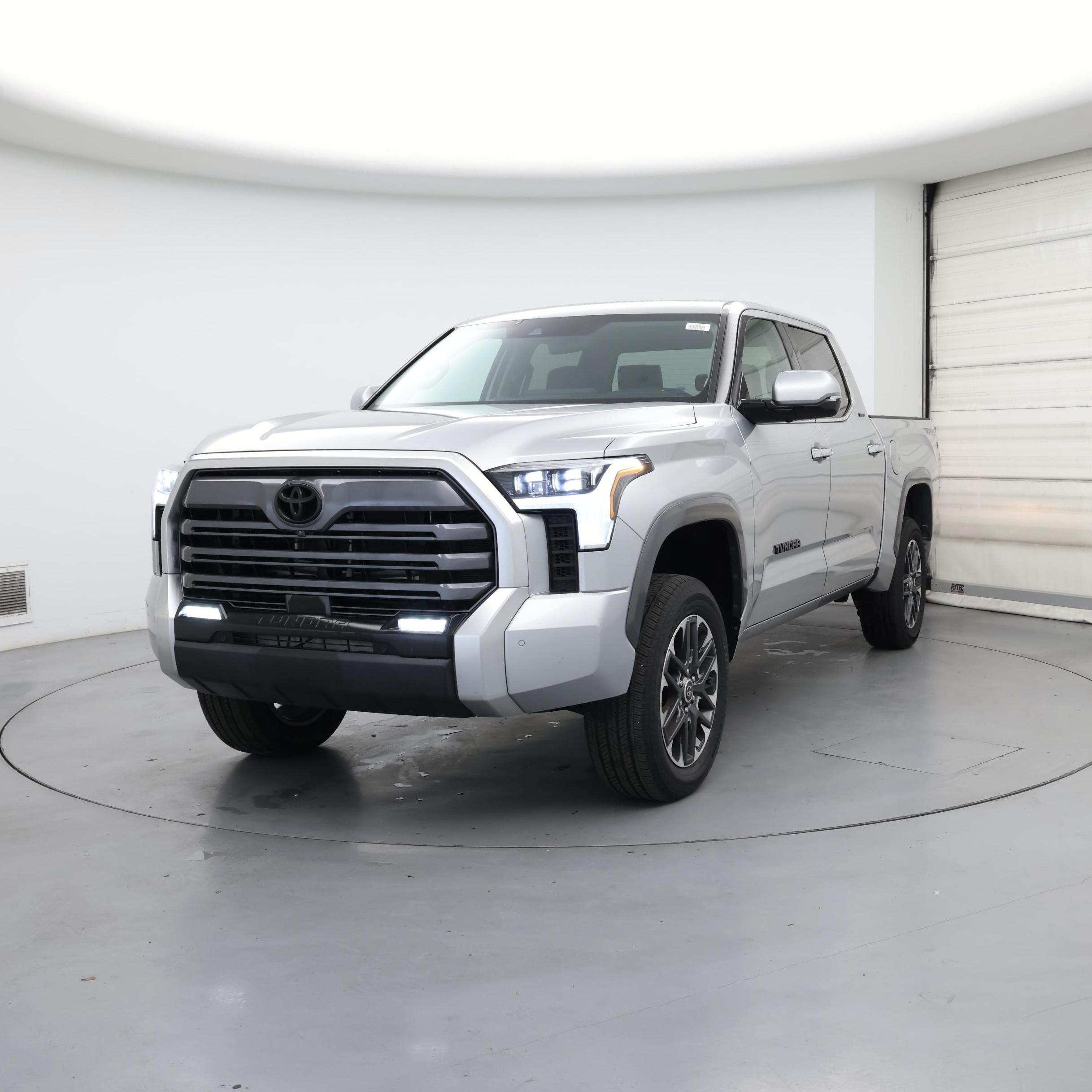 Thumbnail: 2022 Toyota Tundra - 4