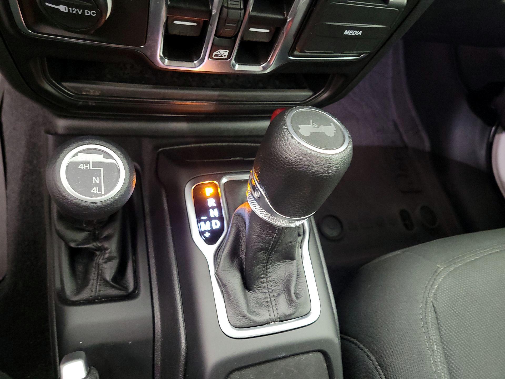 Thumbnail: 2023 Jeep Wrangler - 15