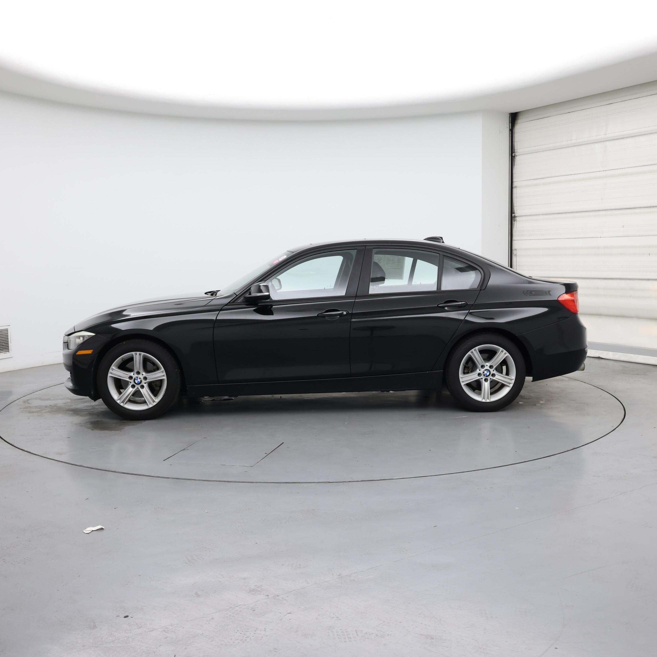 Thumbnail: 2015 BMW 3 Series - 3