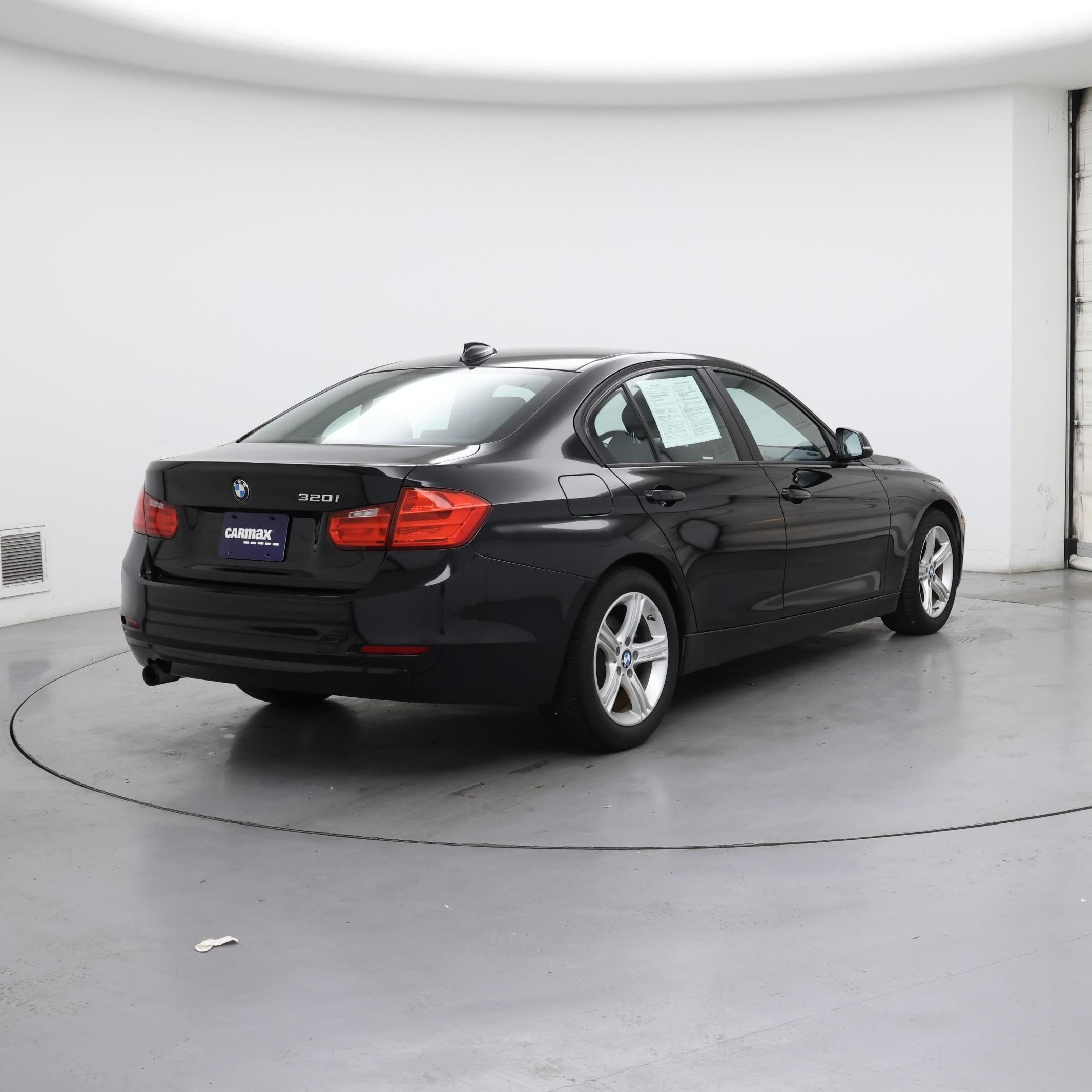 Thumbnail: 2015 BMW 3 Series - 8