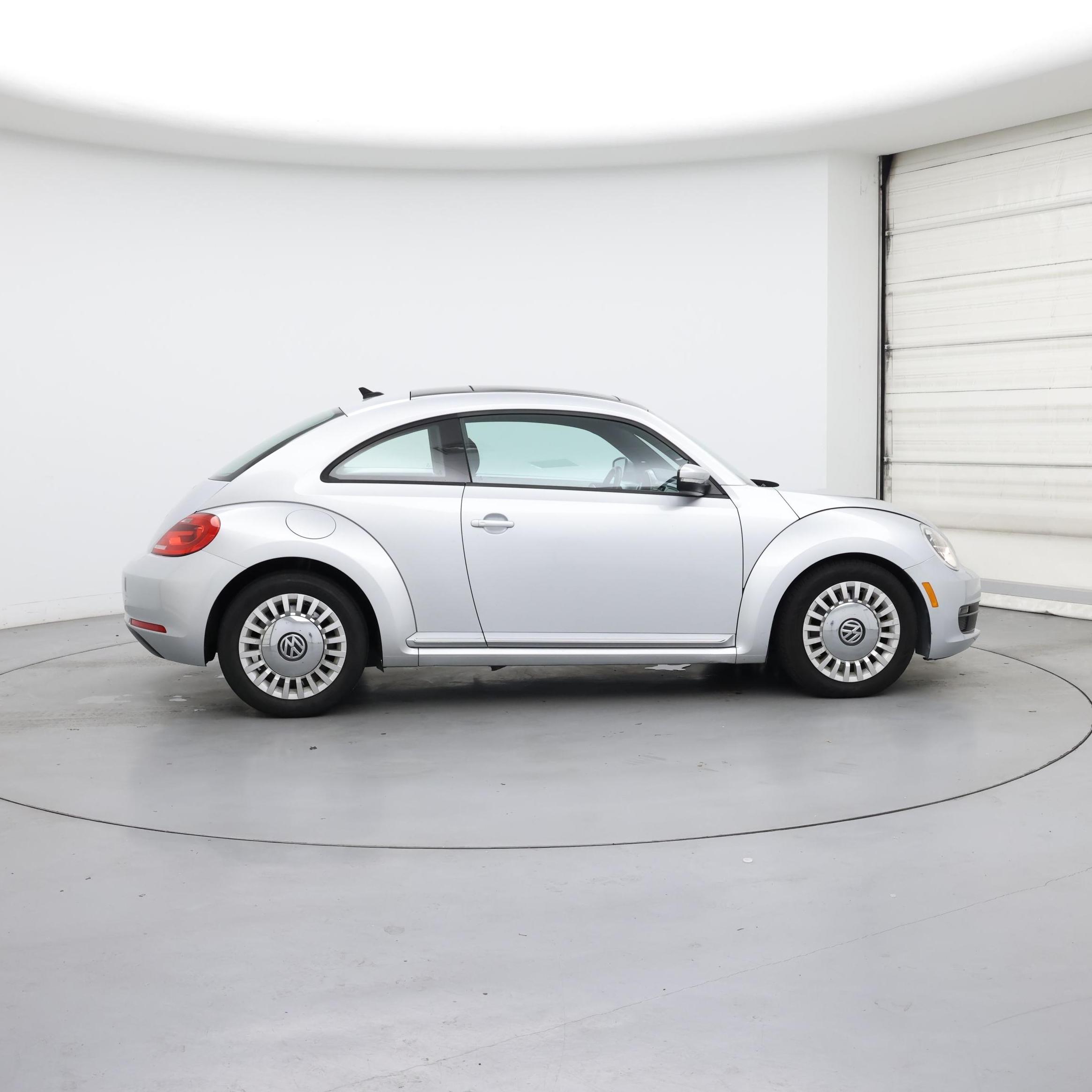Thumbnail: 2014 Volkswagen Beetle - 7