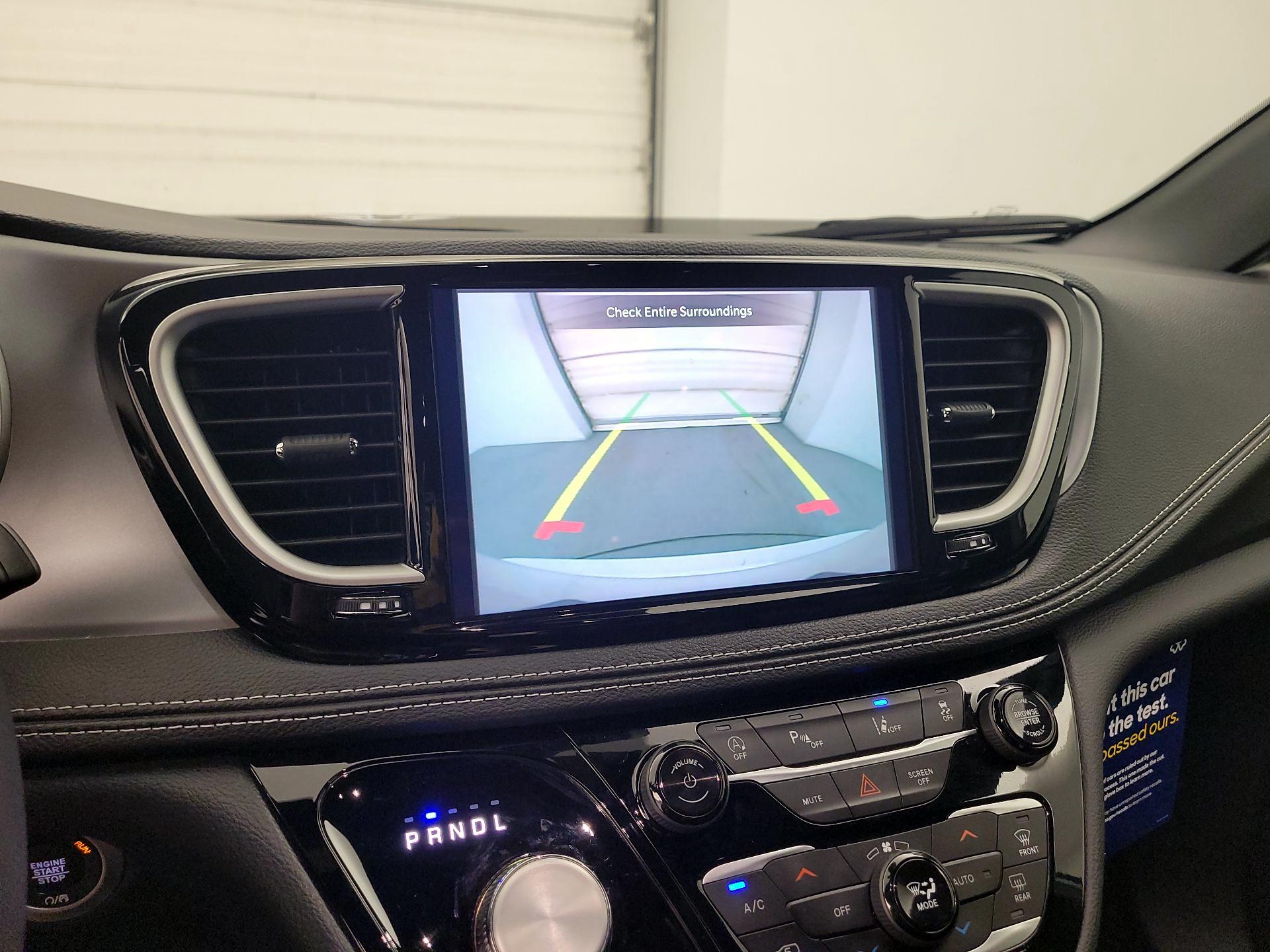 Thumbnail: 2024 Chrysler Pacifica - 14