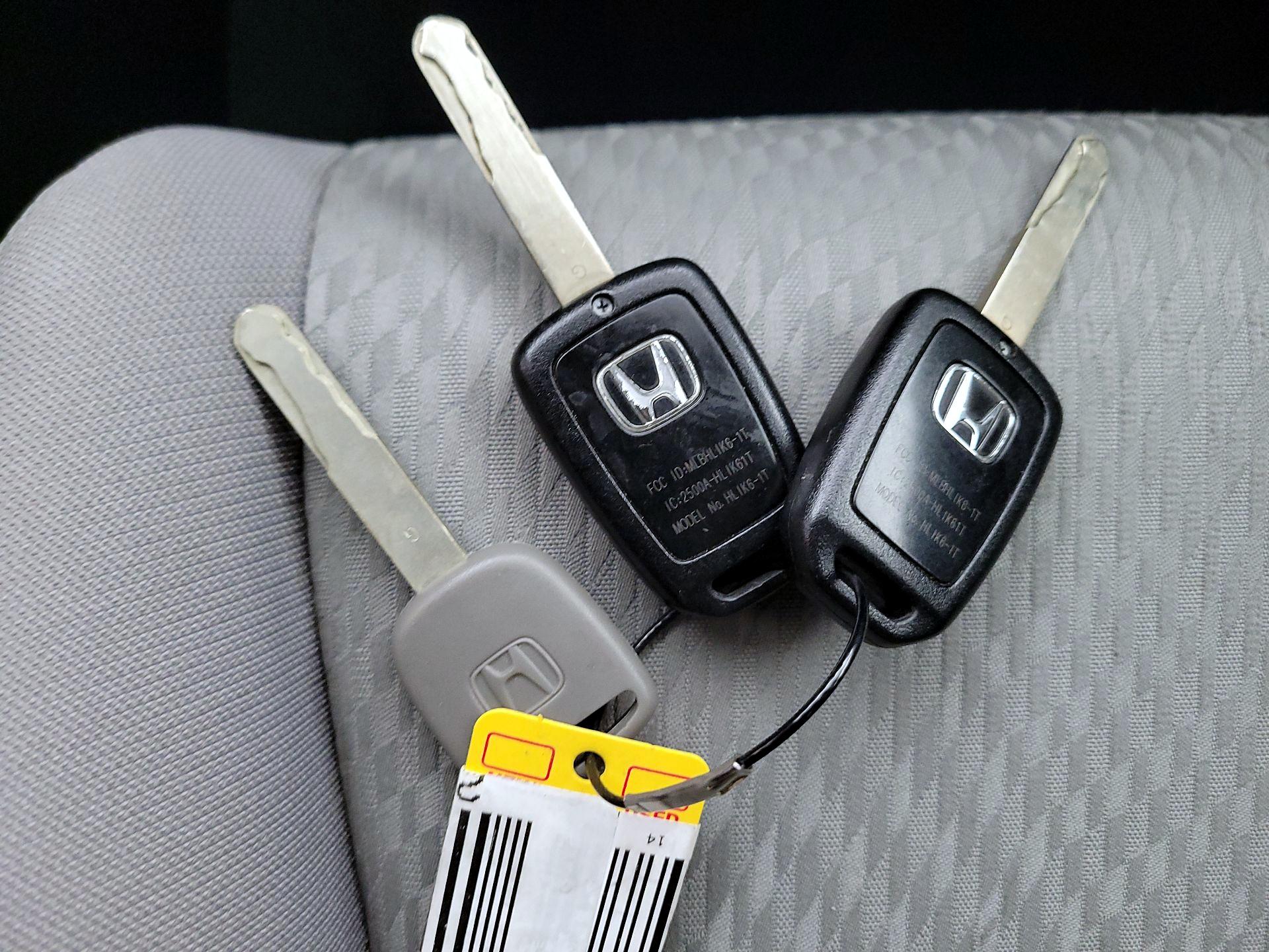 Thumbnail: 2014 Honda Civic - 18