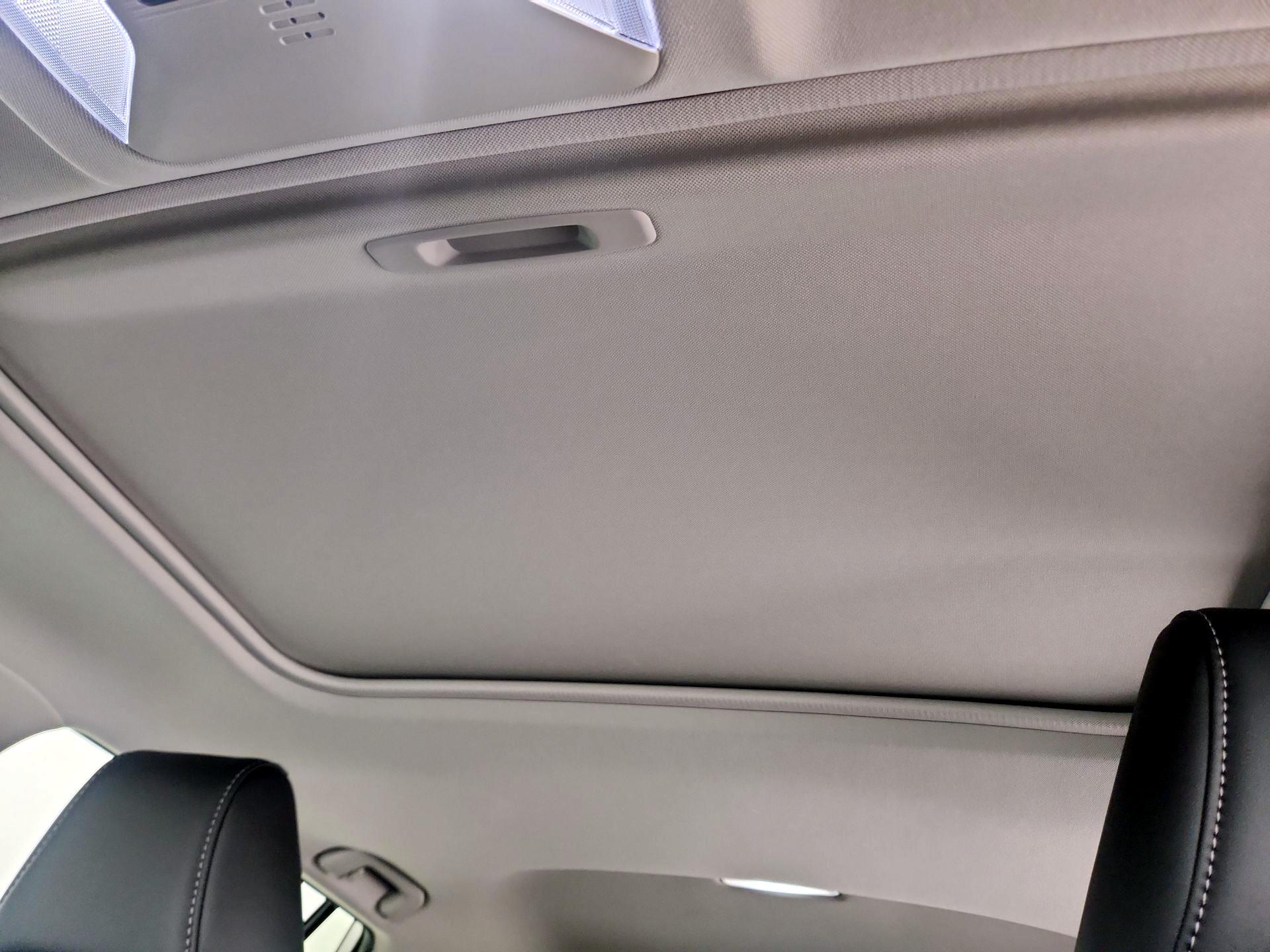 Thumbnail: 2020 Toyota RAV4 - 19