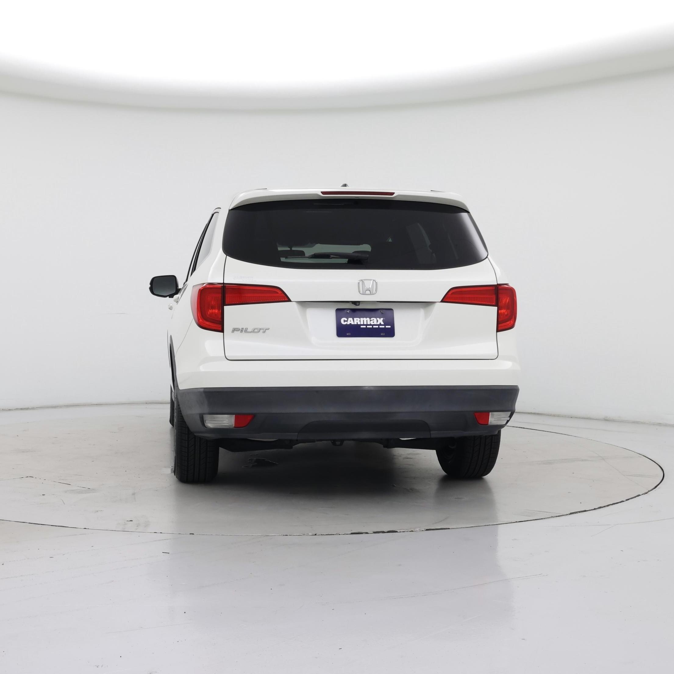 Thumbnail: 2017 Honda Pilot - 6