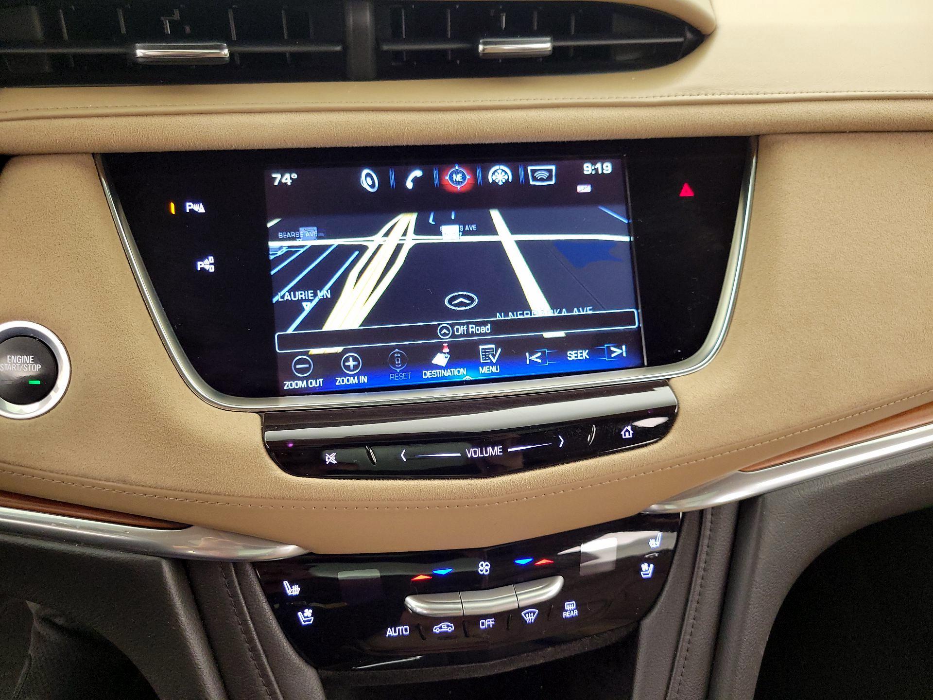 Thumbnail: 2017 Cadillac XT5 - 14