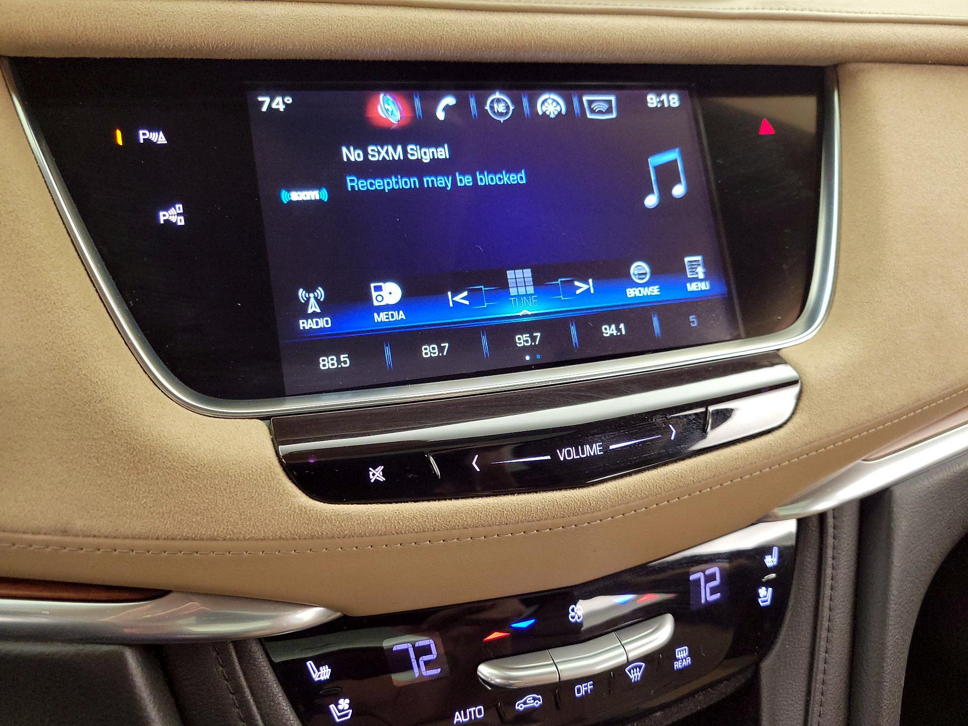 Thumbnail: 2017 Cadillac XT5 - 16
