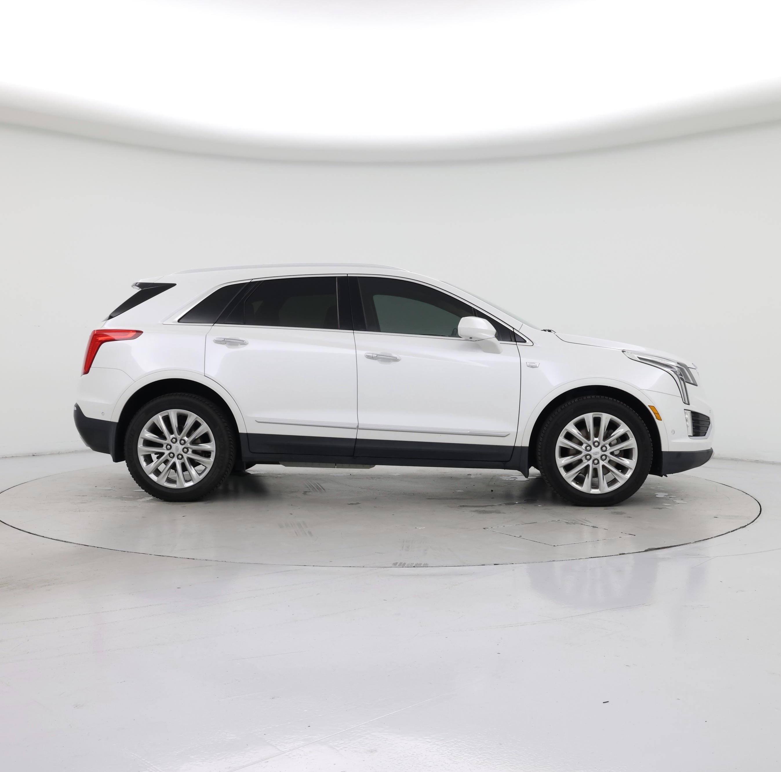Thumbnail: 2017 Cadillac XT5 - 7