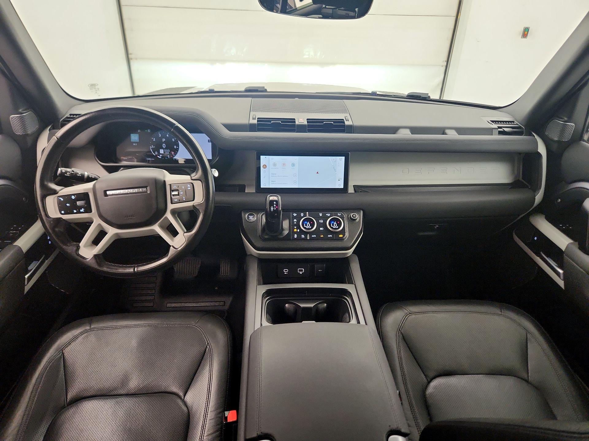 Thumbnail: 2023 Land Rover Defender - 9