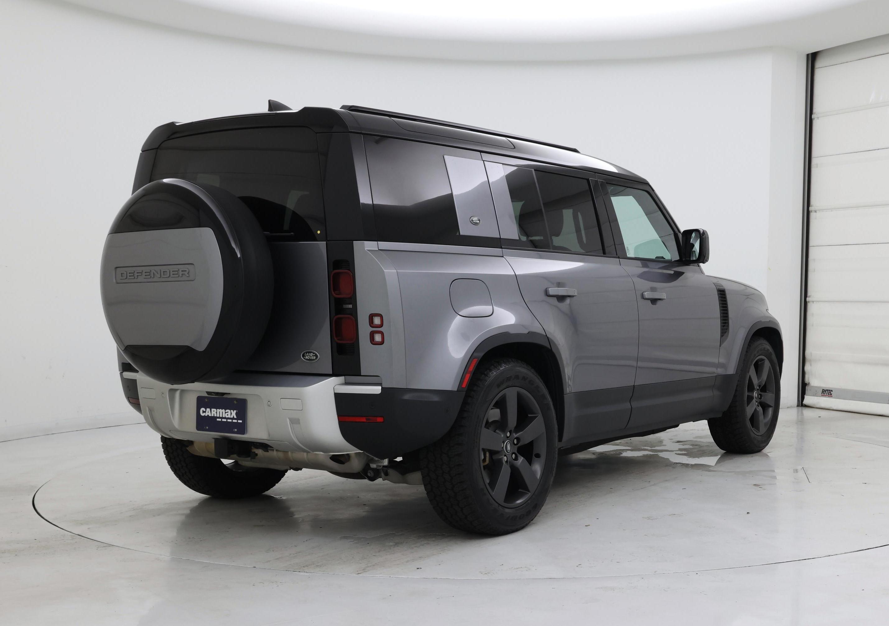 Thumbnail: 2023 Land Rover Defender - 8