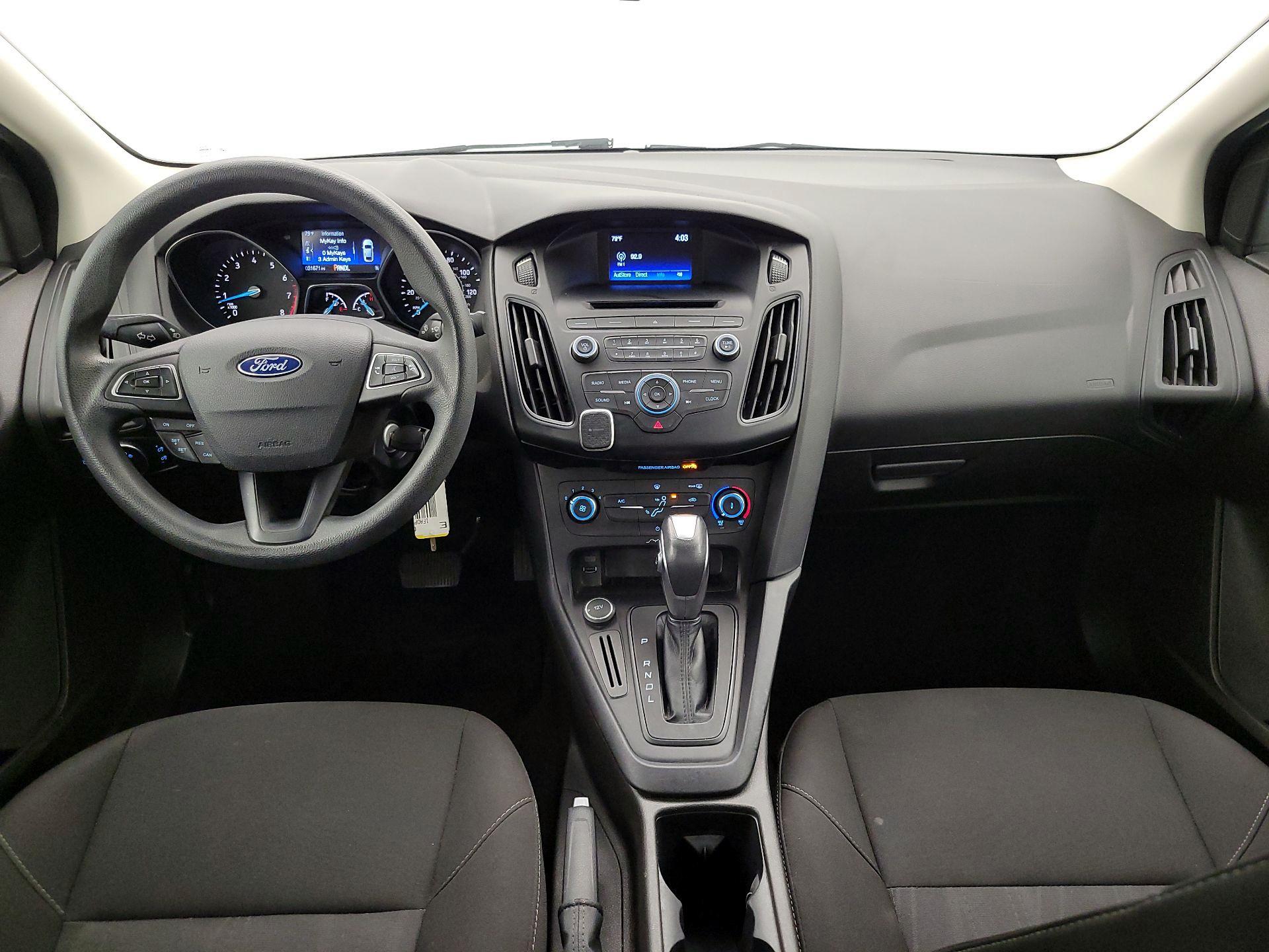 Thumbnail: 2016 Ford Focus - 9