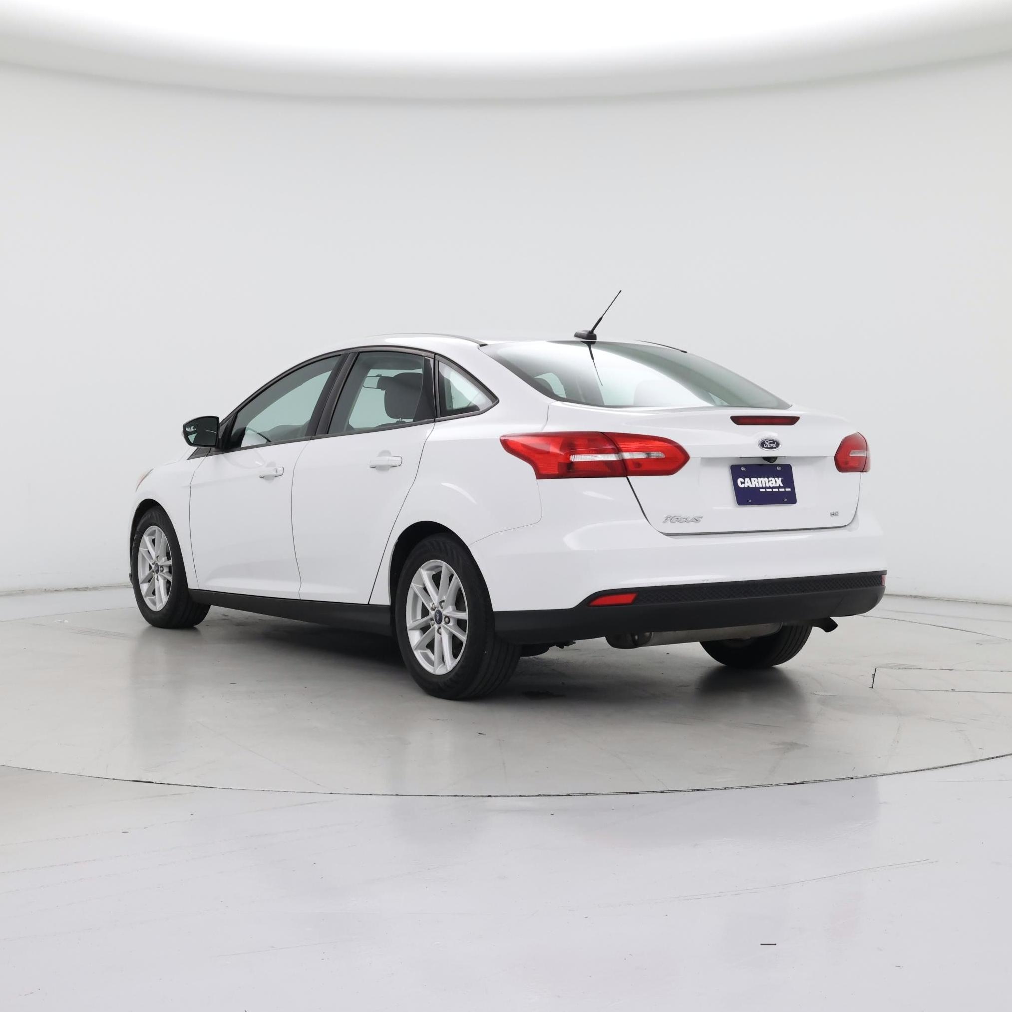 Thumbnail: 2016 Ford Focus - 2