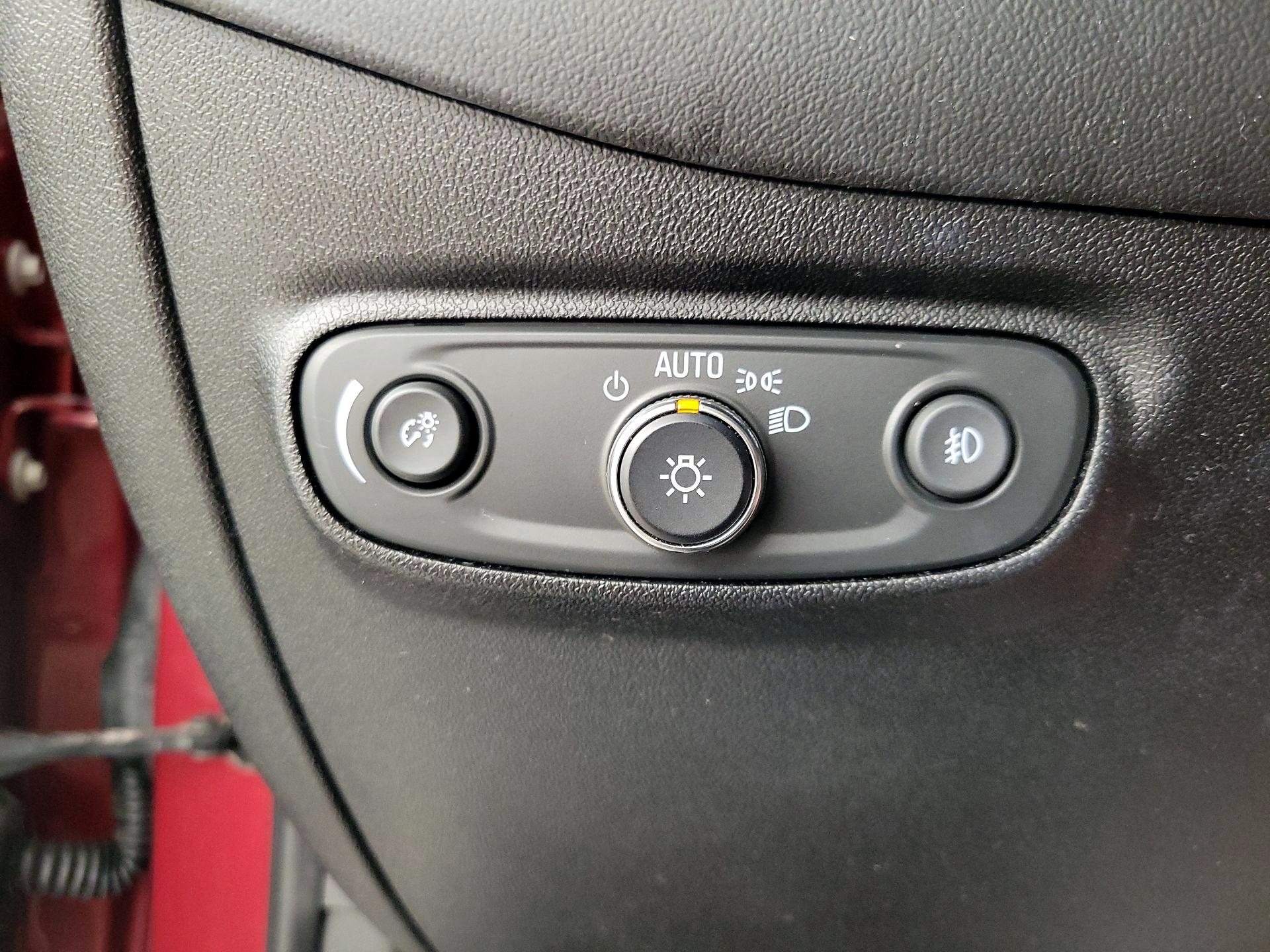 Thumbnail: 2019 Chevrolet Equinox - 13