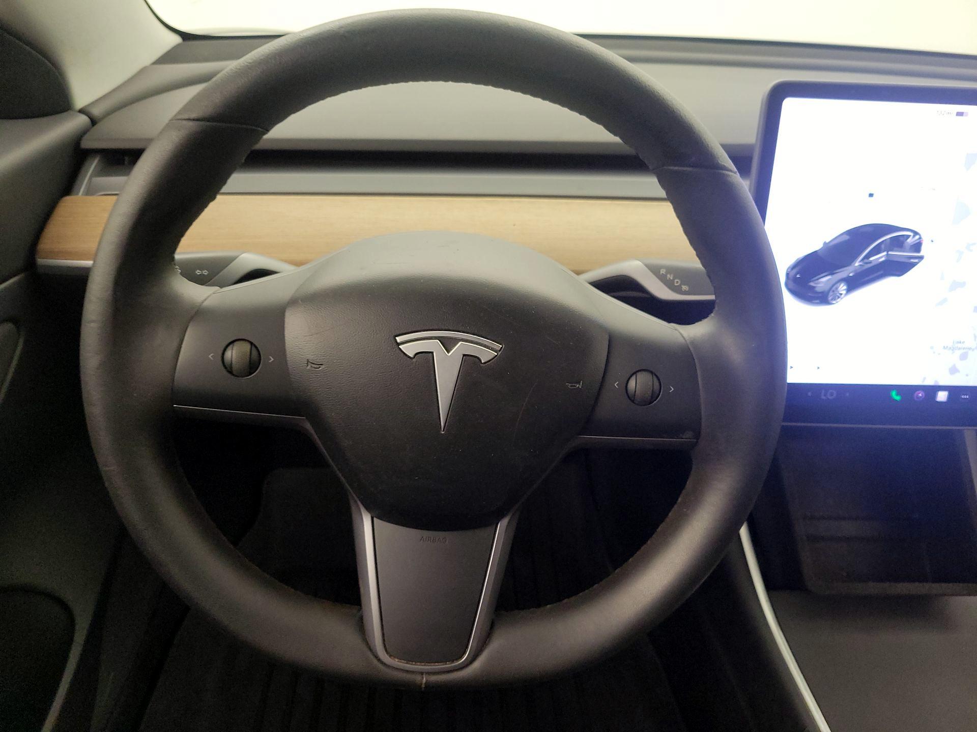 Thumbnail: 2020 Tesla Model 3 - 10