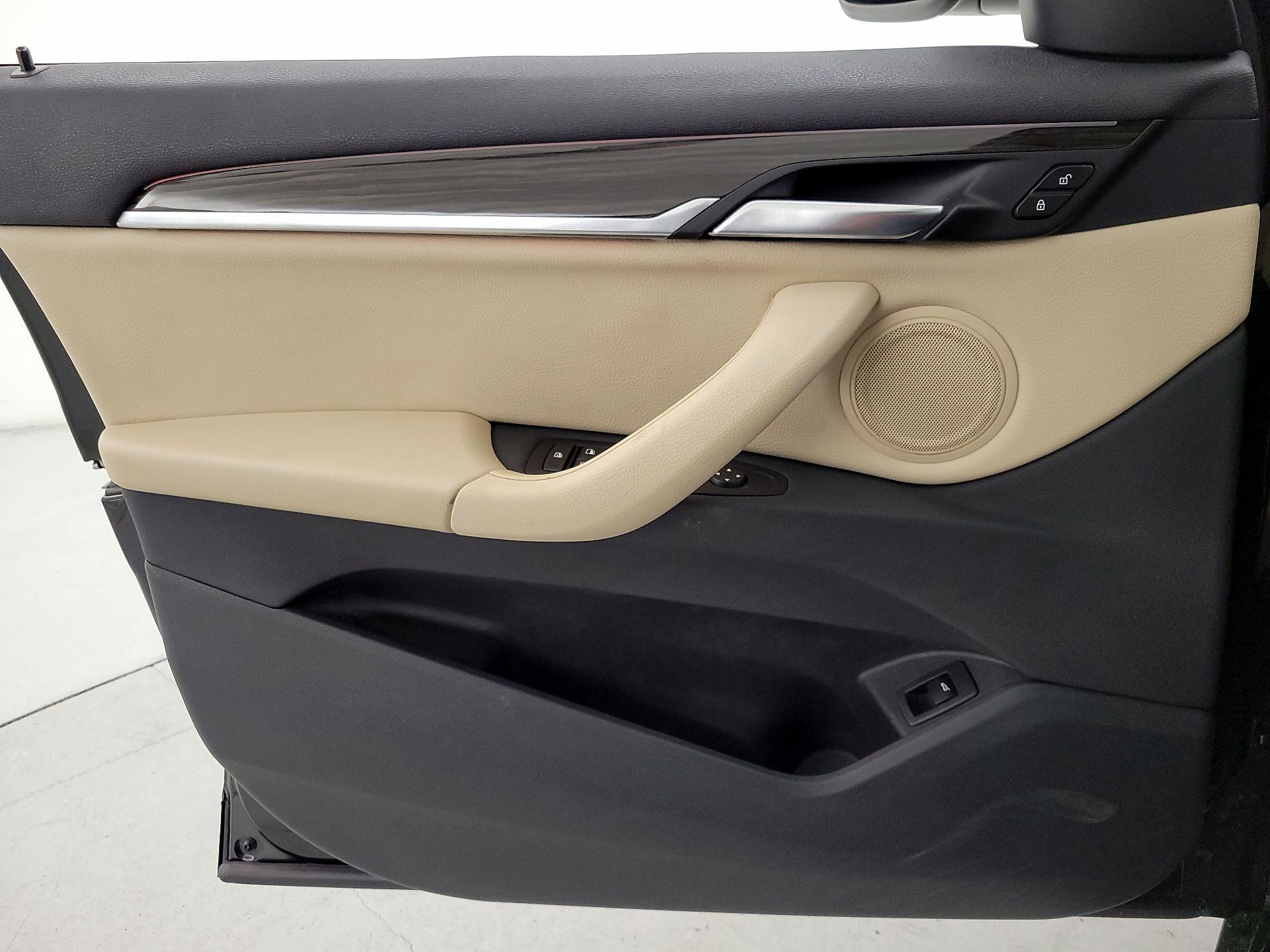 Thumbnail: 2016 BMW X1 - 12