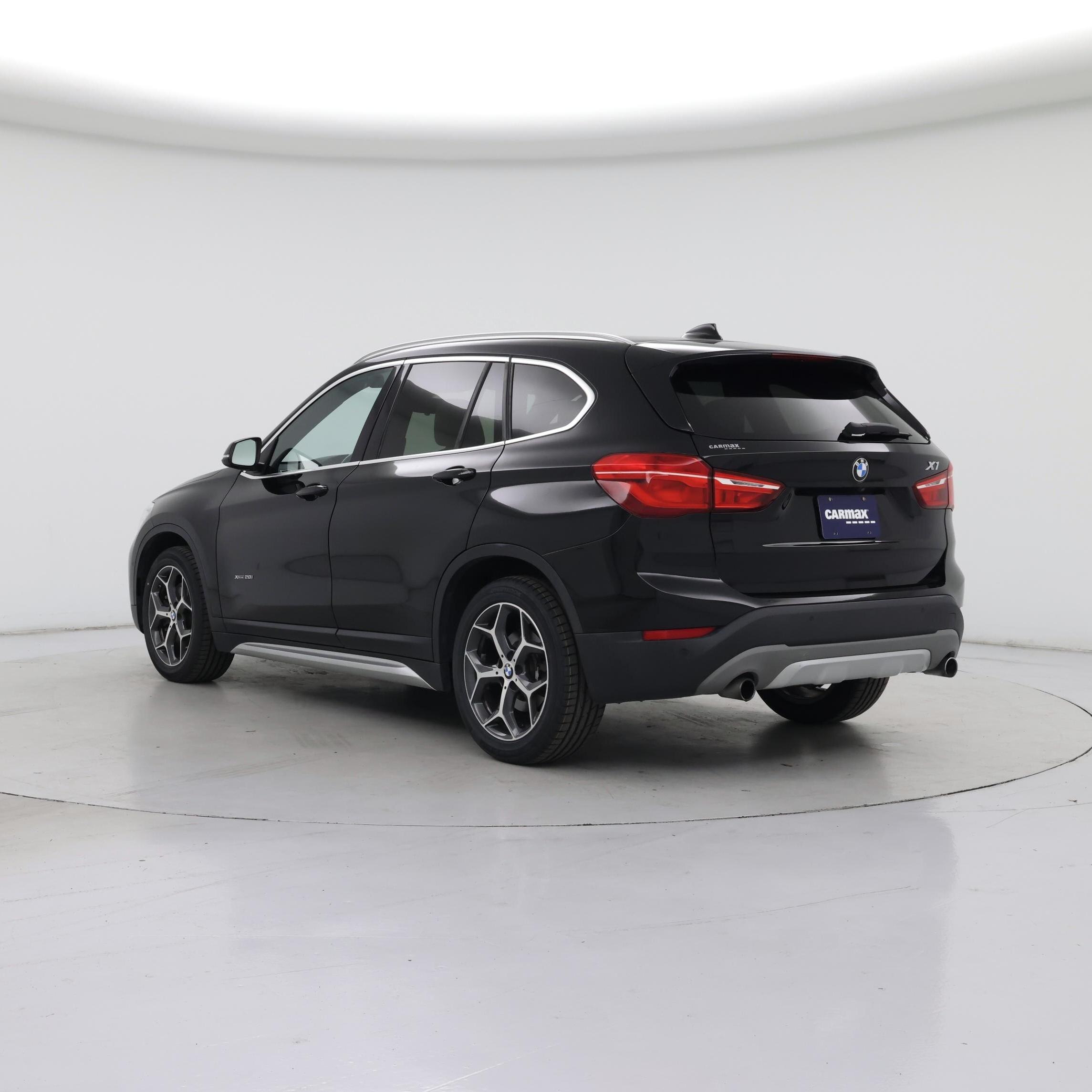 Thumbnail: 2016 BMW X1 - 2