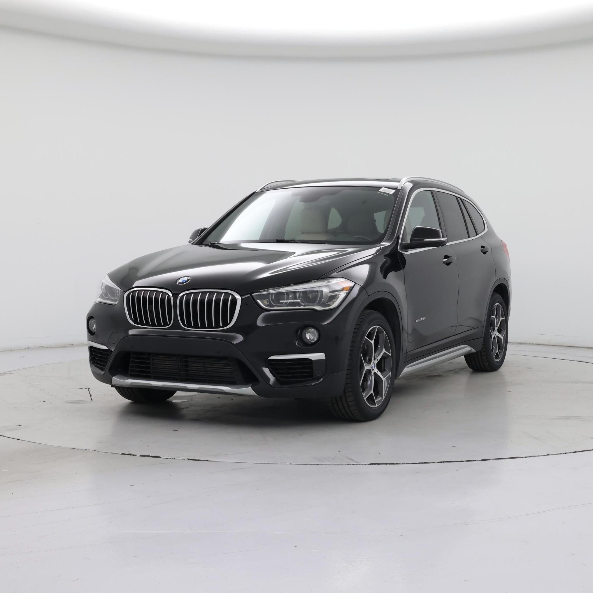 Thumbnail: 2016 BMW X1 - 4