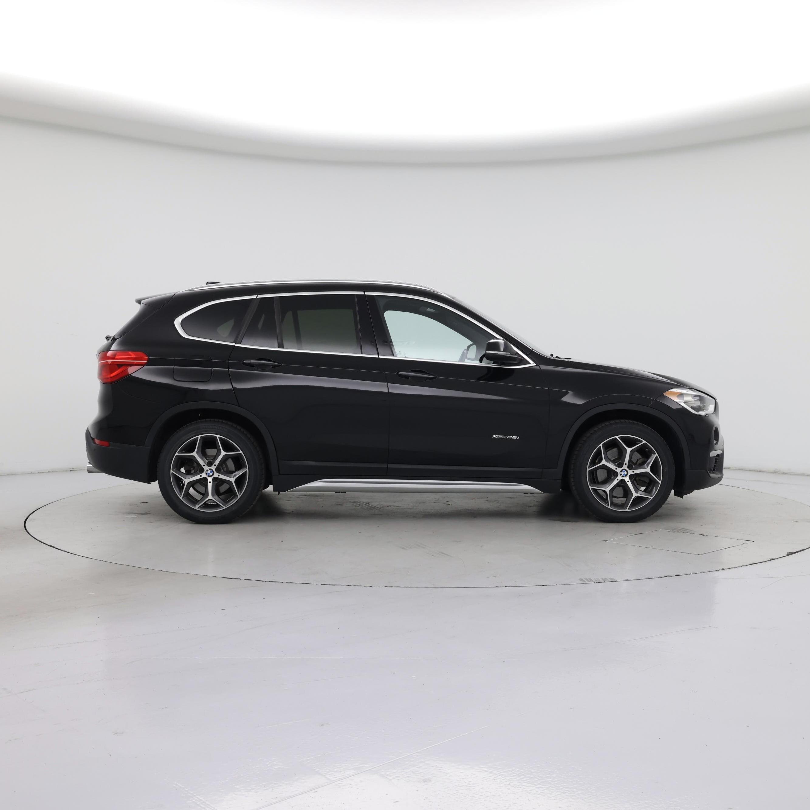 Thumbnail: 2016 BMW X1 - 7