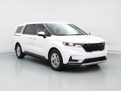 White 2024 Kia Carnival LX Seat Package