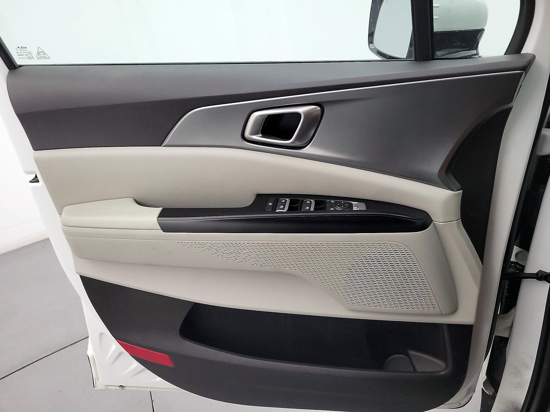 Thumbnail: 2024 Kia Carnival - 12