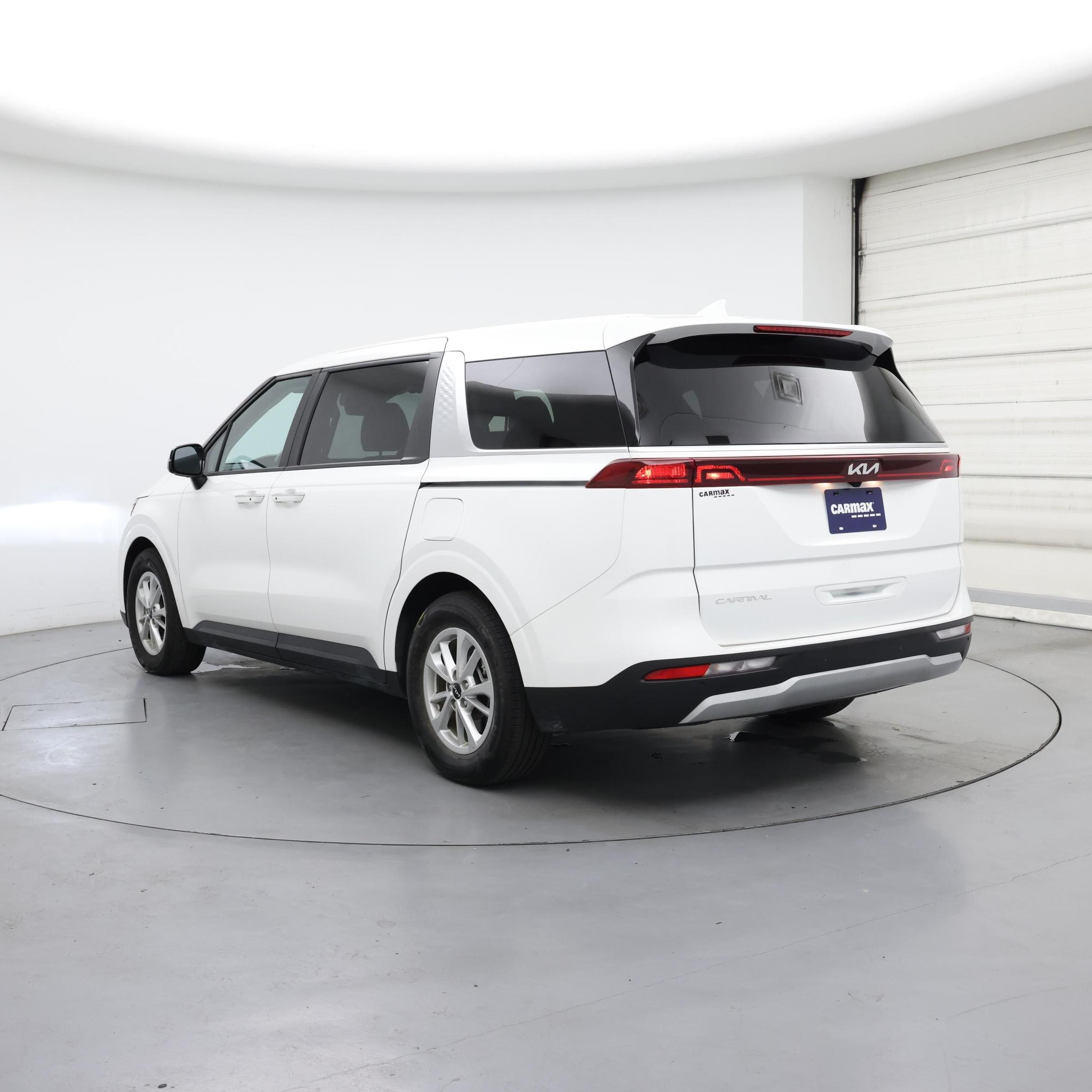 Thumbnail: 2024 Kia Carnival - 2