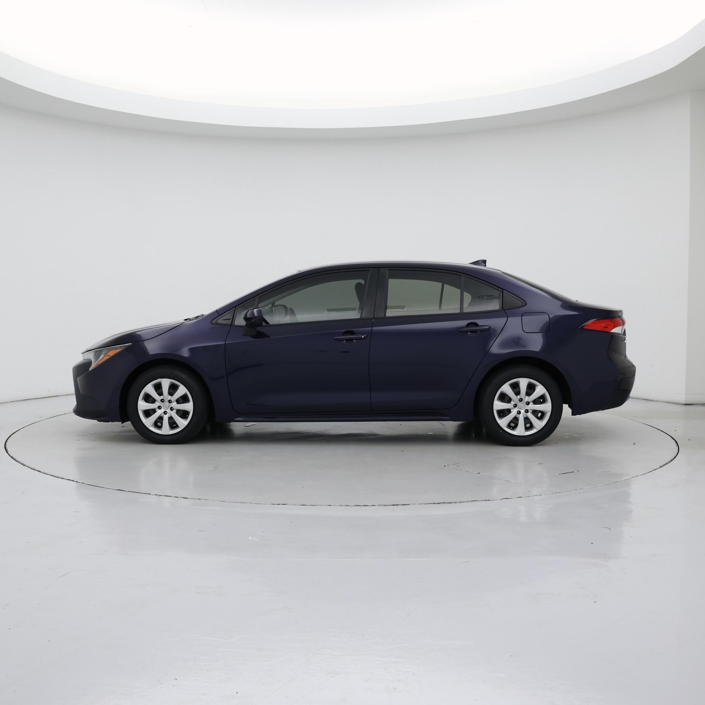 Thumbnail: 2021 Toyota Corolla - 3