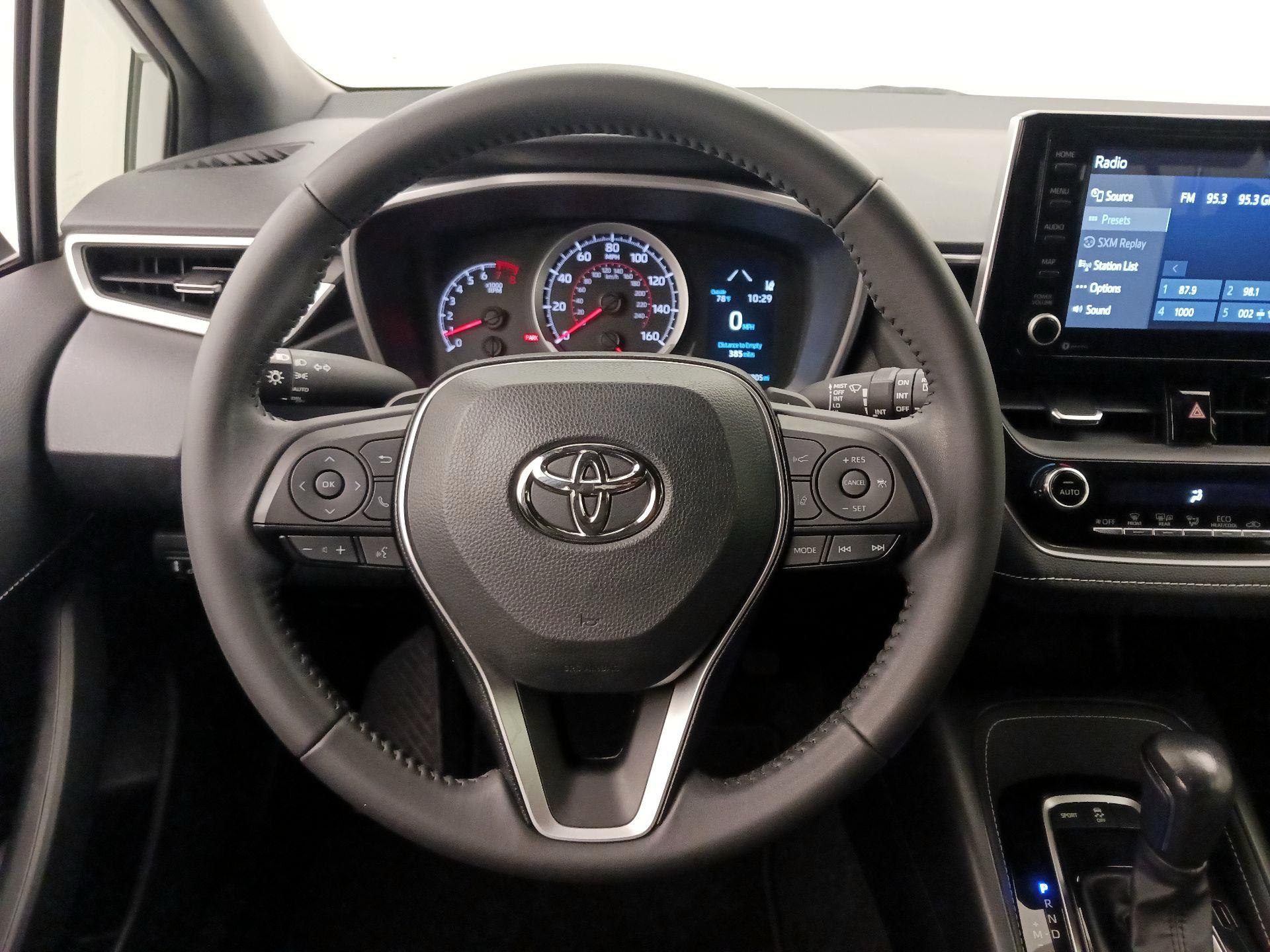 Thumbnail: 2022 Toyota Corolla - 10