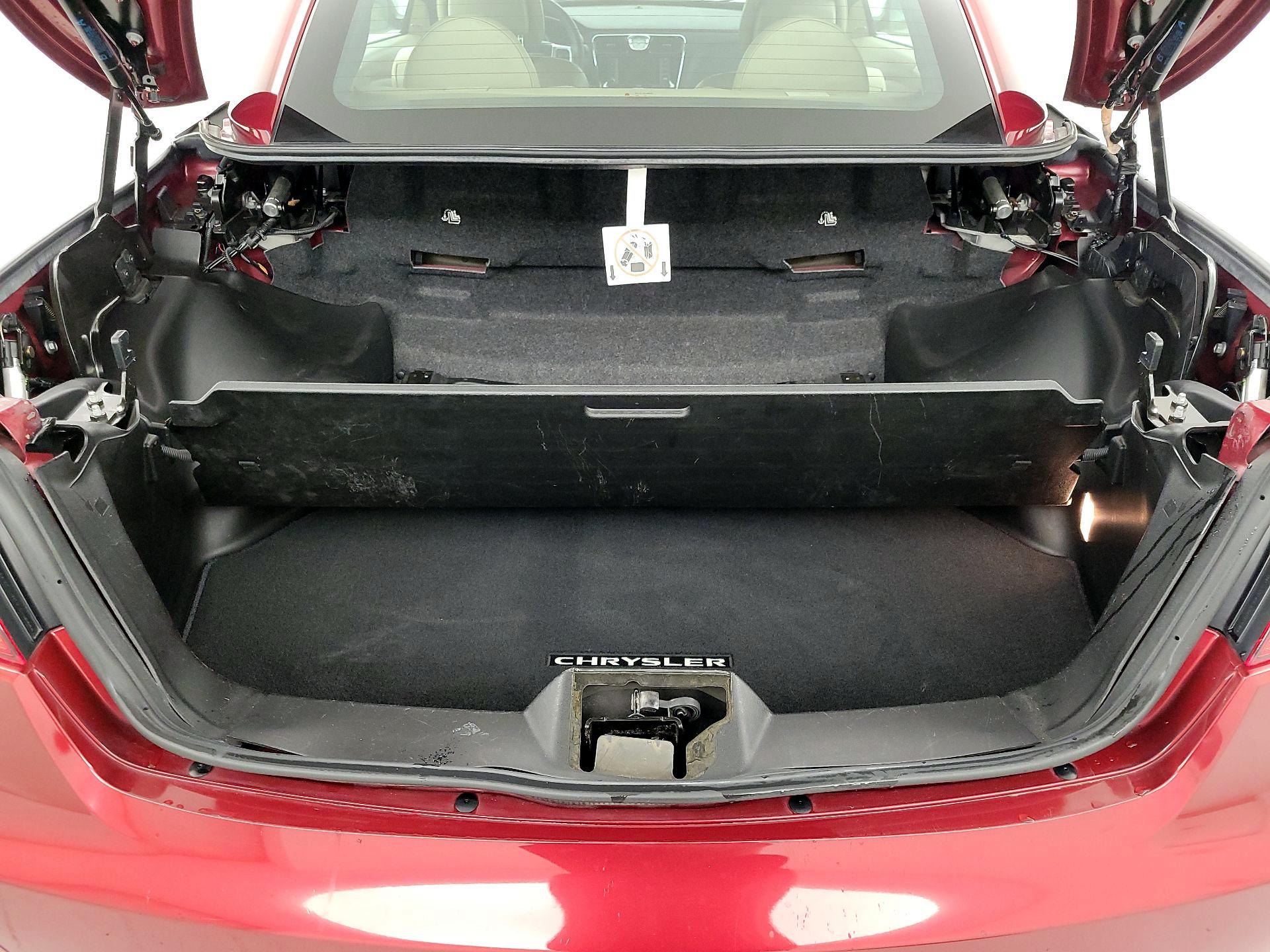 Thumbnail: 2014 Chrysler 200 - 18