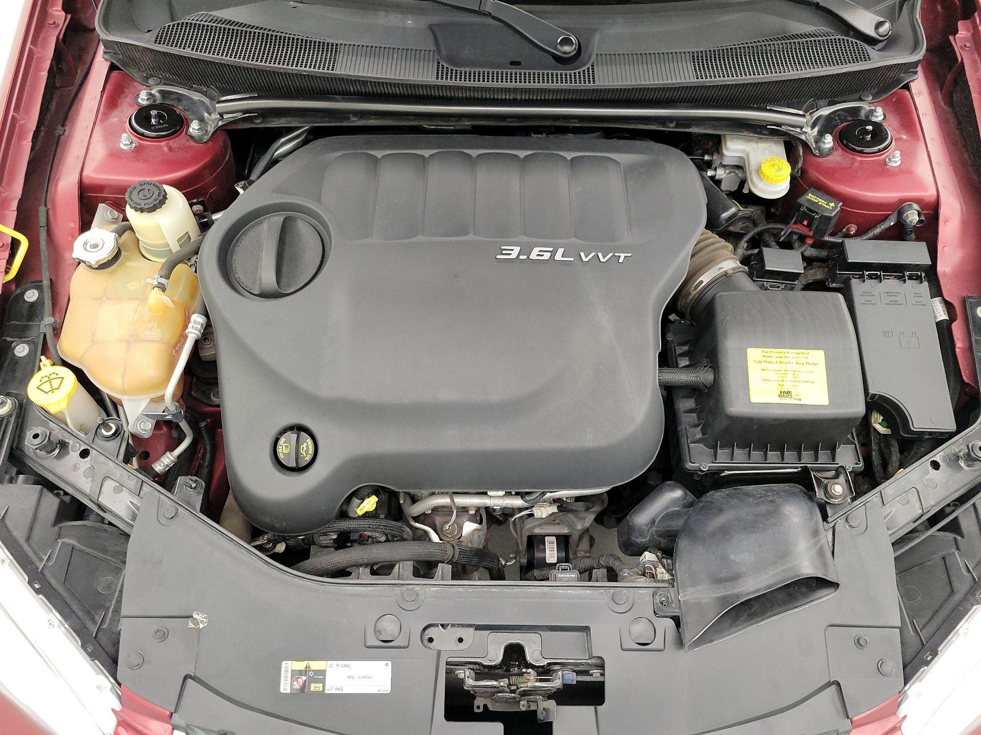 Thumbnail: 2014 Chrysler 200 - 19