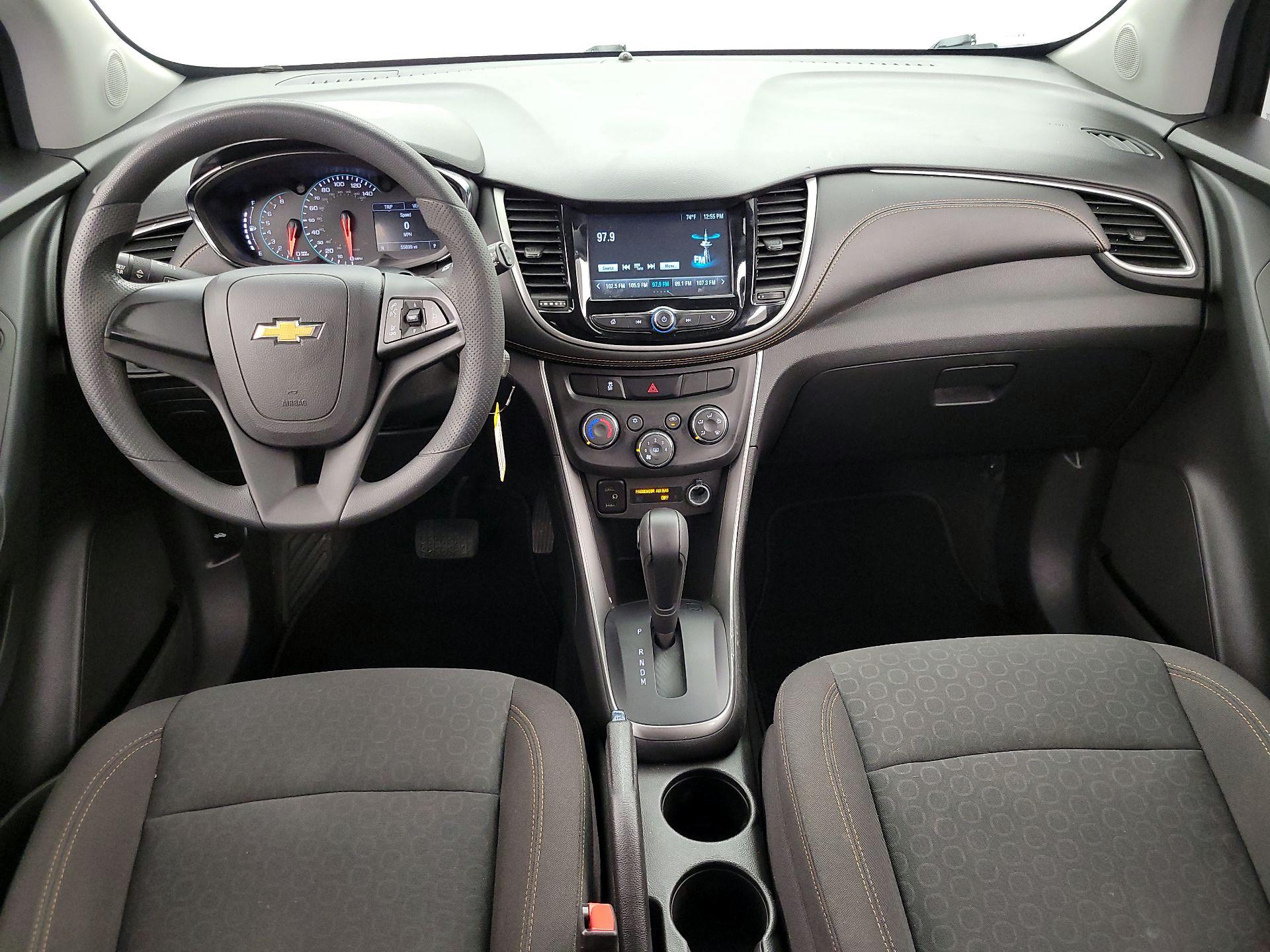 Thumbnail: 2017 Chevrolet Trax - 9