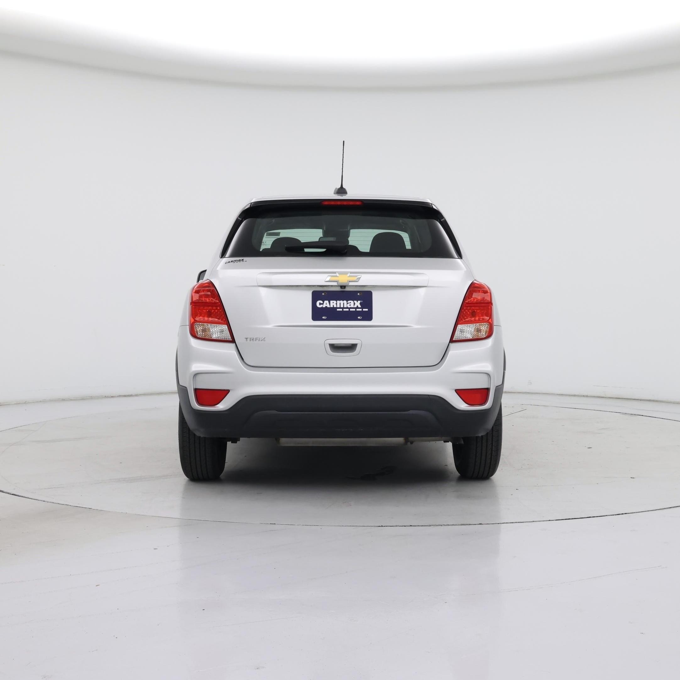 Thumbnail: 2017 Chevrolet Trax - 6