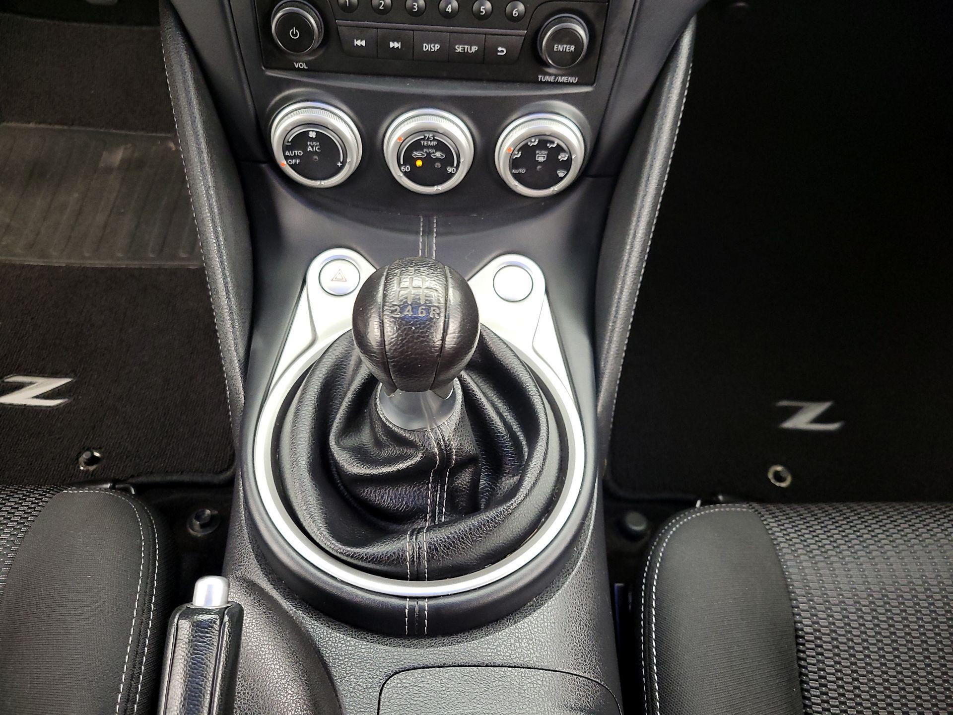 Thumbnail: 2016 Nissan Z - 16