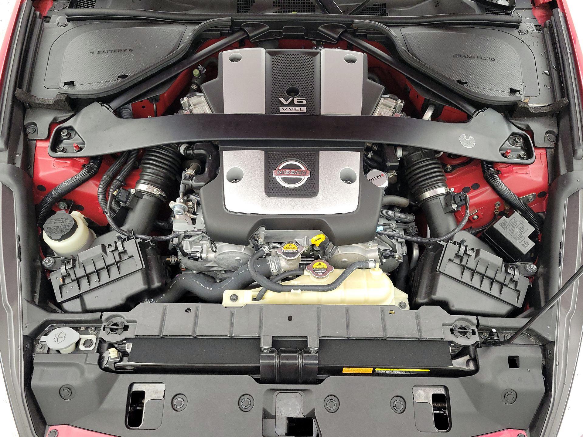 Thumbnail: 2016 Nissan Z - 18