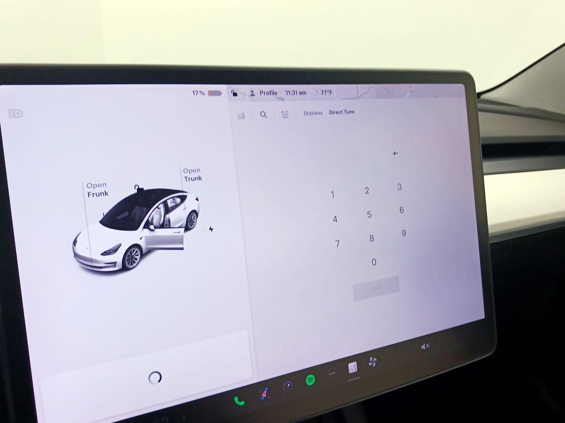 Thumbnail: 2021 Tesla Model 3 - 15