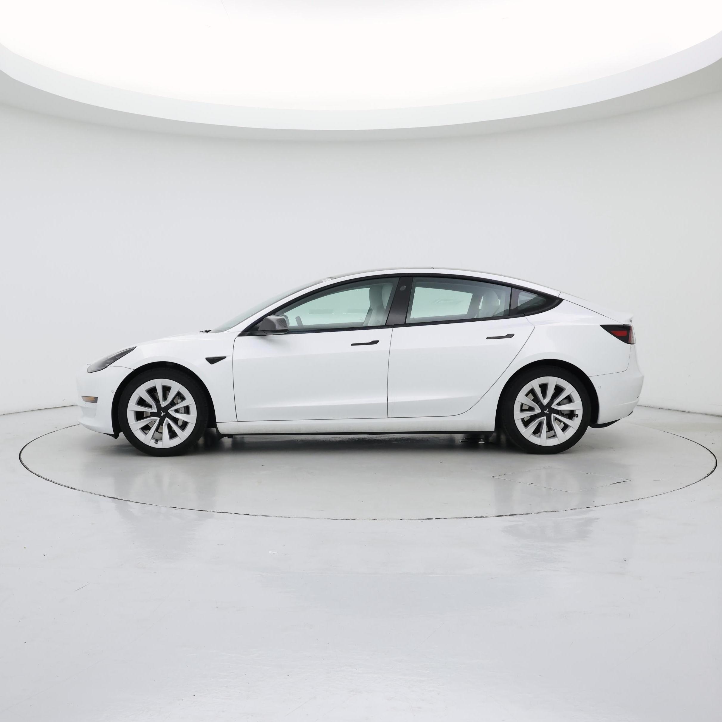 Thumbnail: 2021 Tesla Model 3 - 3