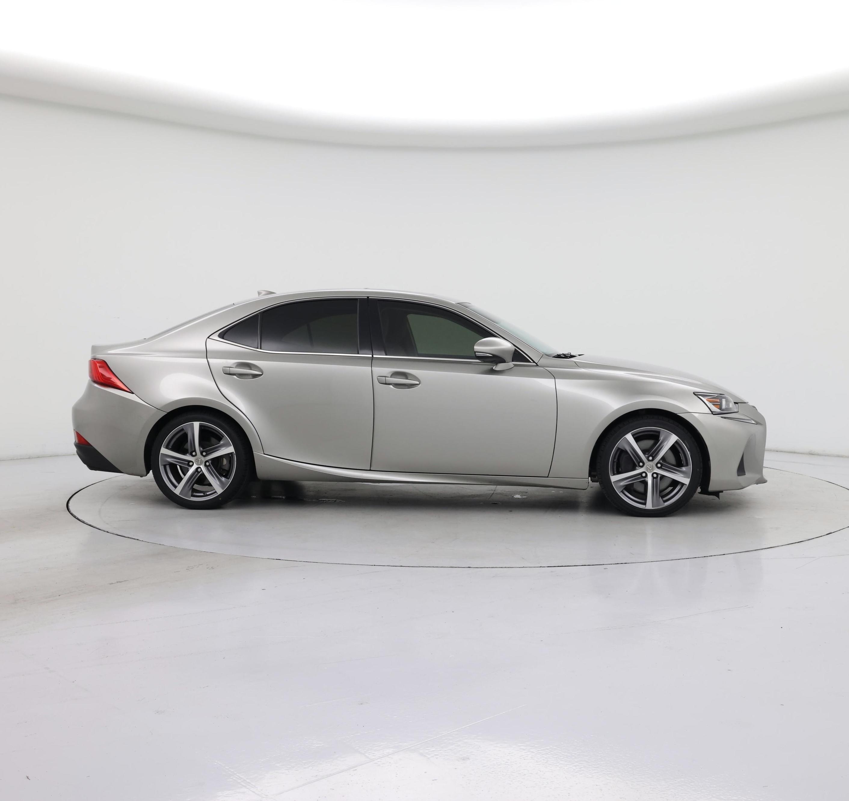 Thumbnail: 2017 Lexus IS - 7