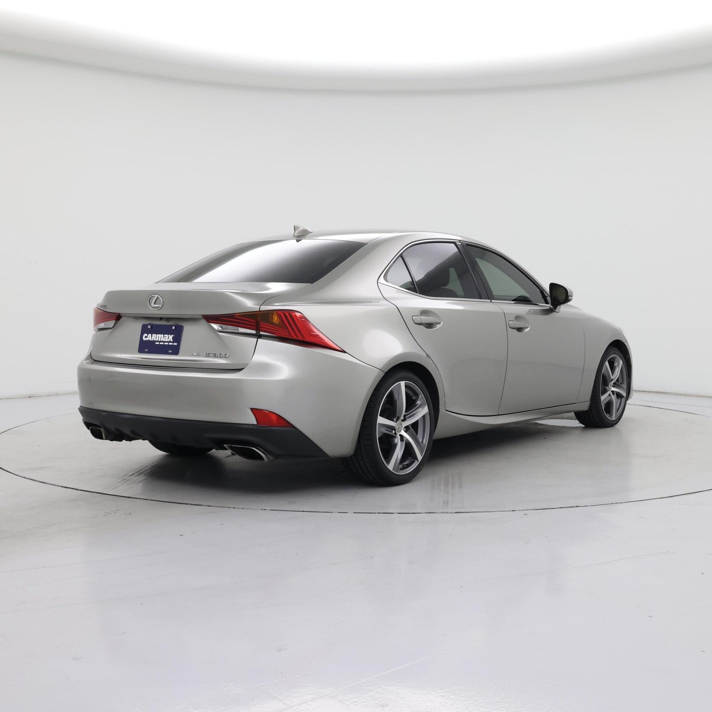 Thumbnail: 2017 Lexus IS - 8