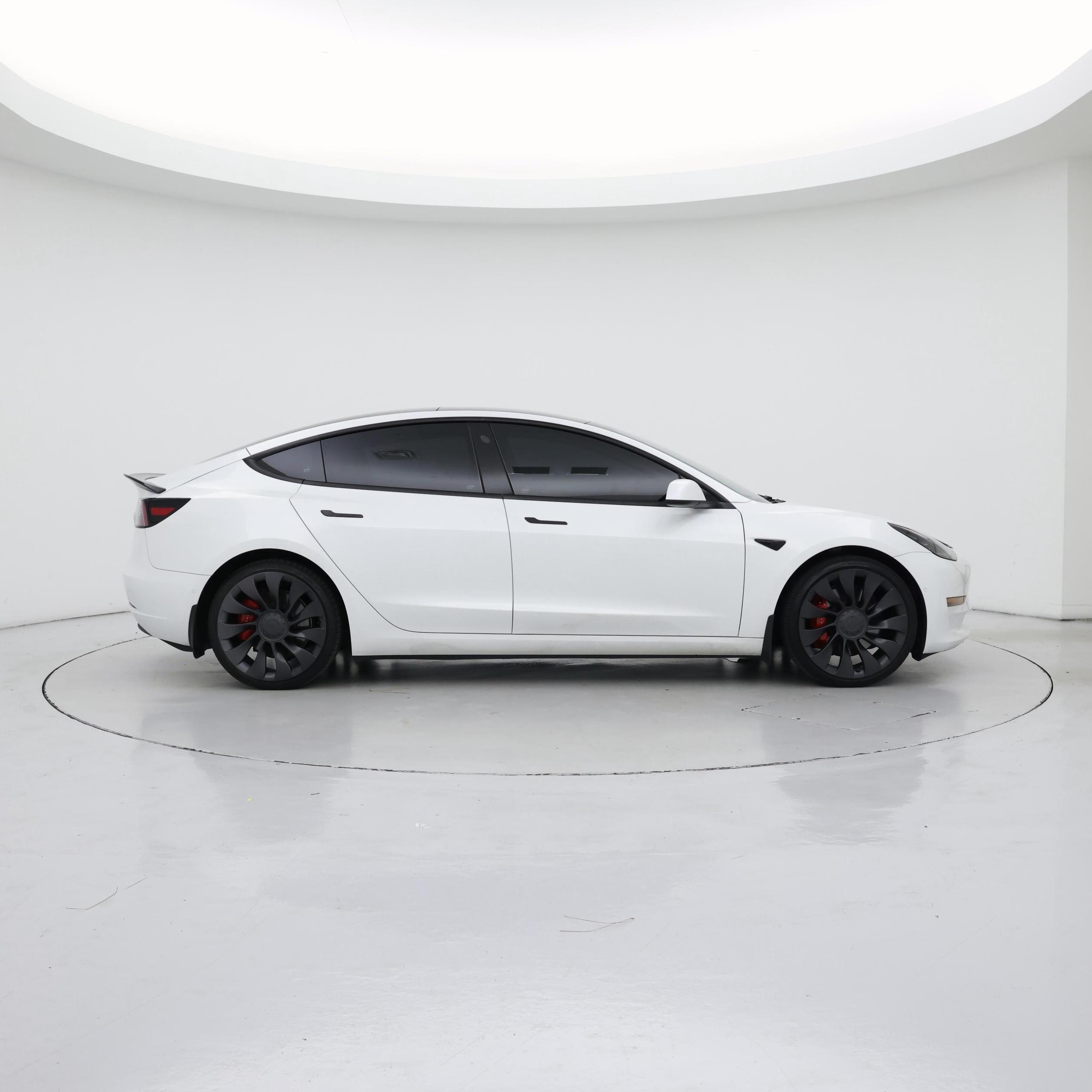 Thumbnail: 2022 Tesla Model 3 - 7