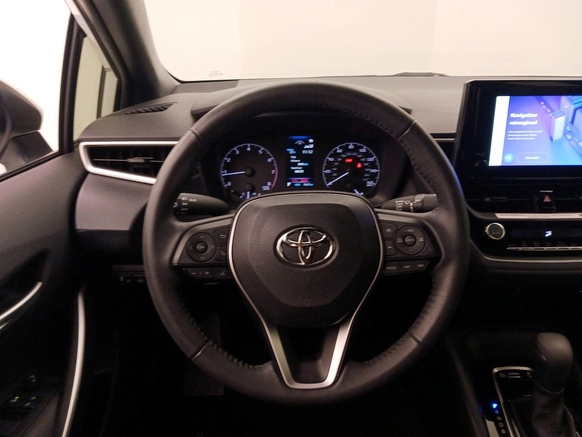 Thumbnail: 2024 Toyota Corolla - 10