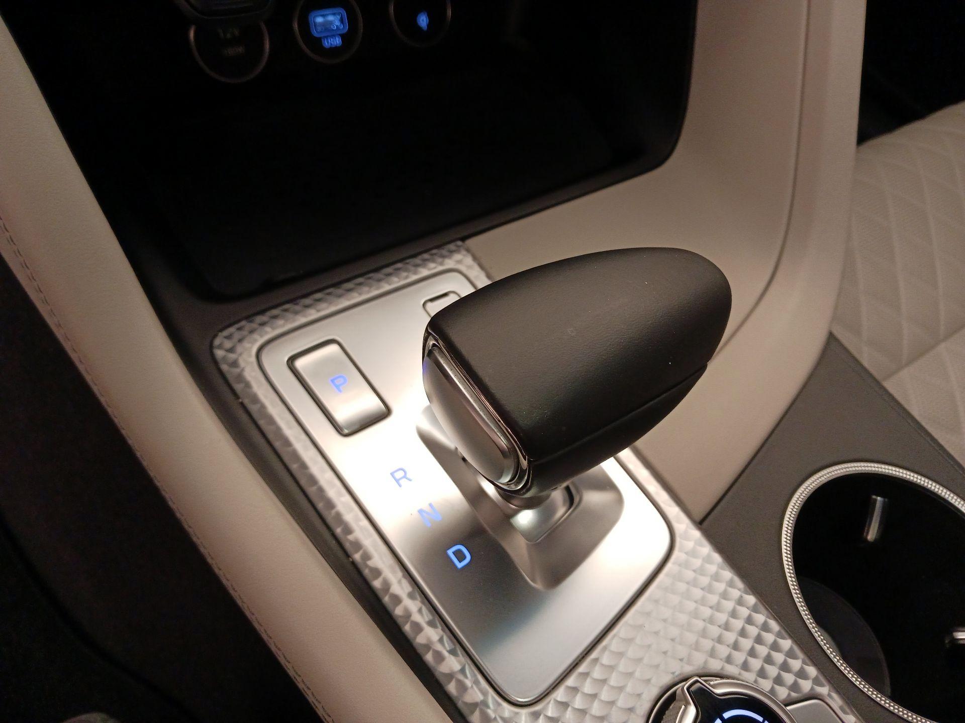 Thumbnail: 2022 Genesis G70 - 18