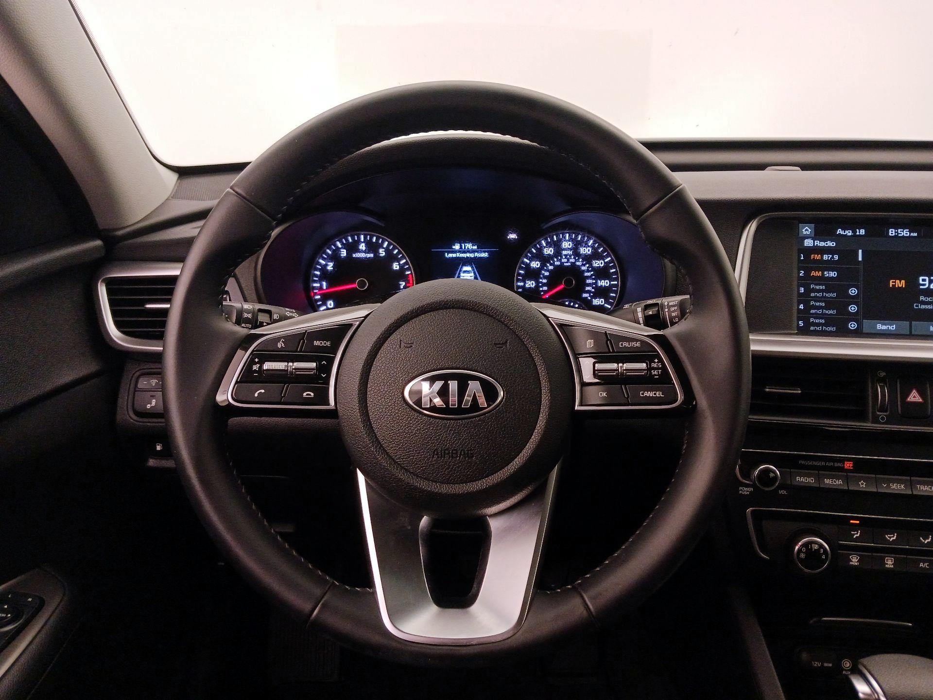 Thumbnail: 2020 Kia Optima - 10