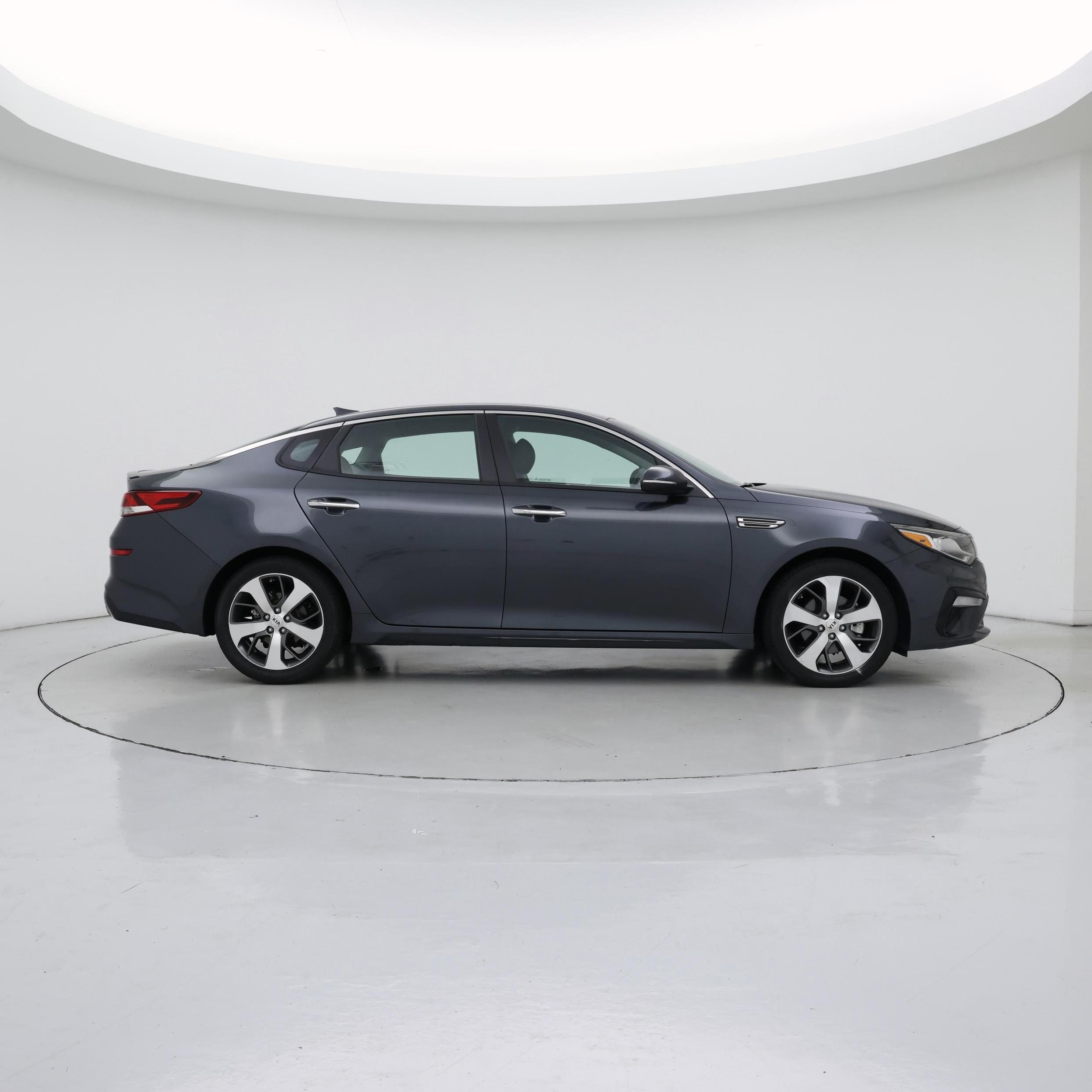 Thumbnail: 2020 Kia Optima - 7