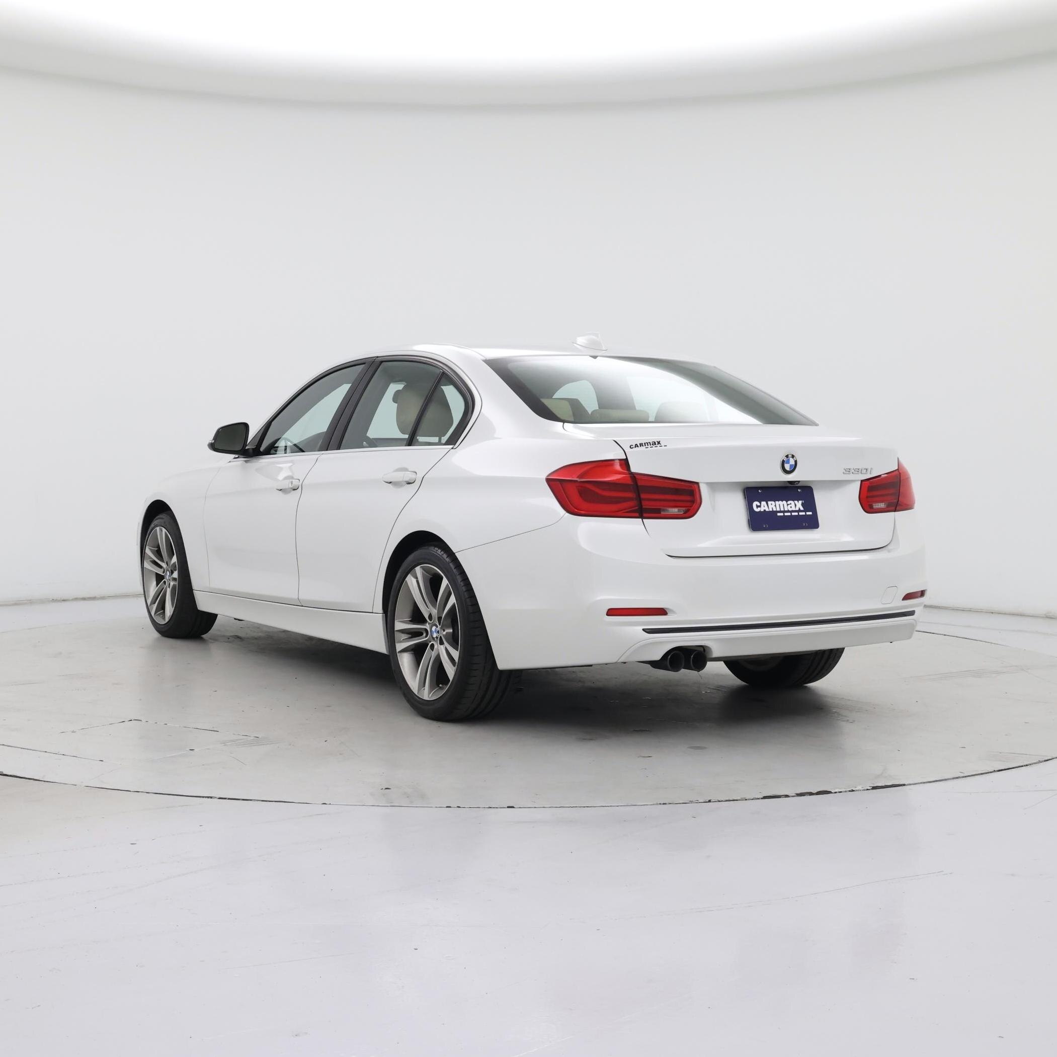 Thumbnail: 2018 BMW 3 Series - 2