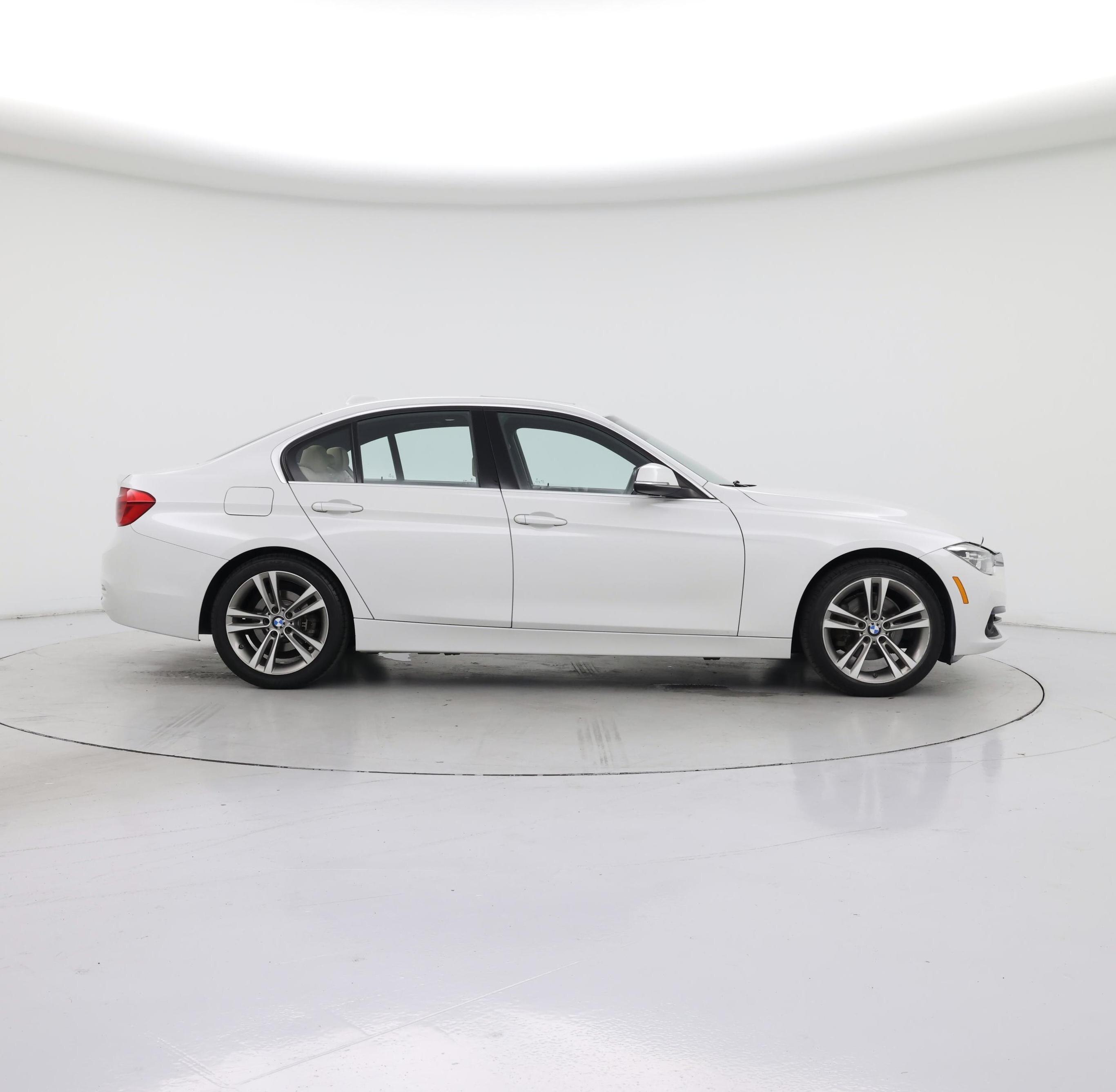 Thumbnail: 2018 BMW 3 Series - 7