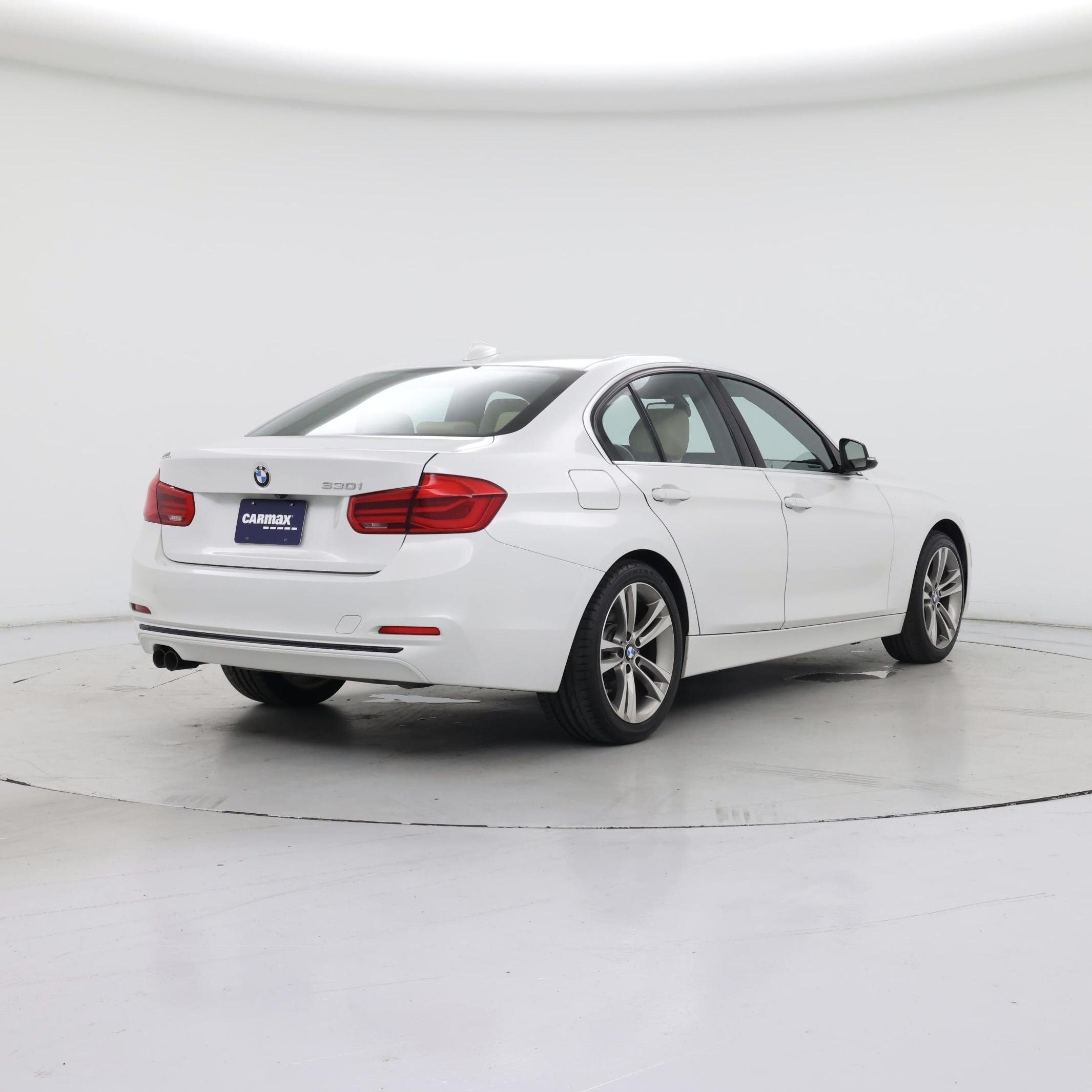 Thumbnail: 2018 BMW 3 Series - 8