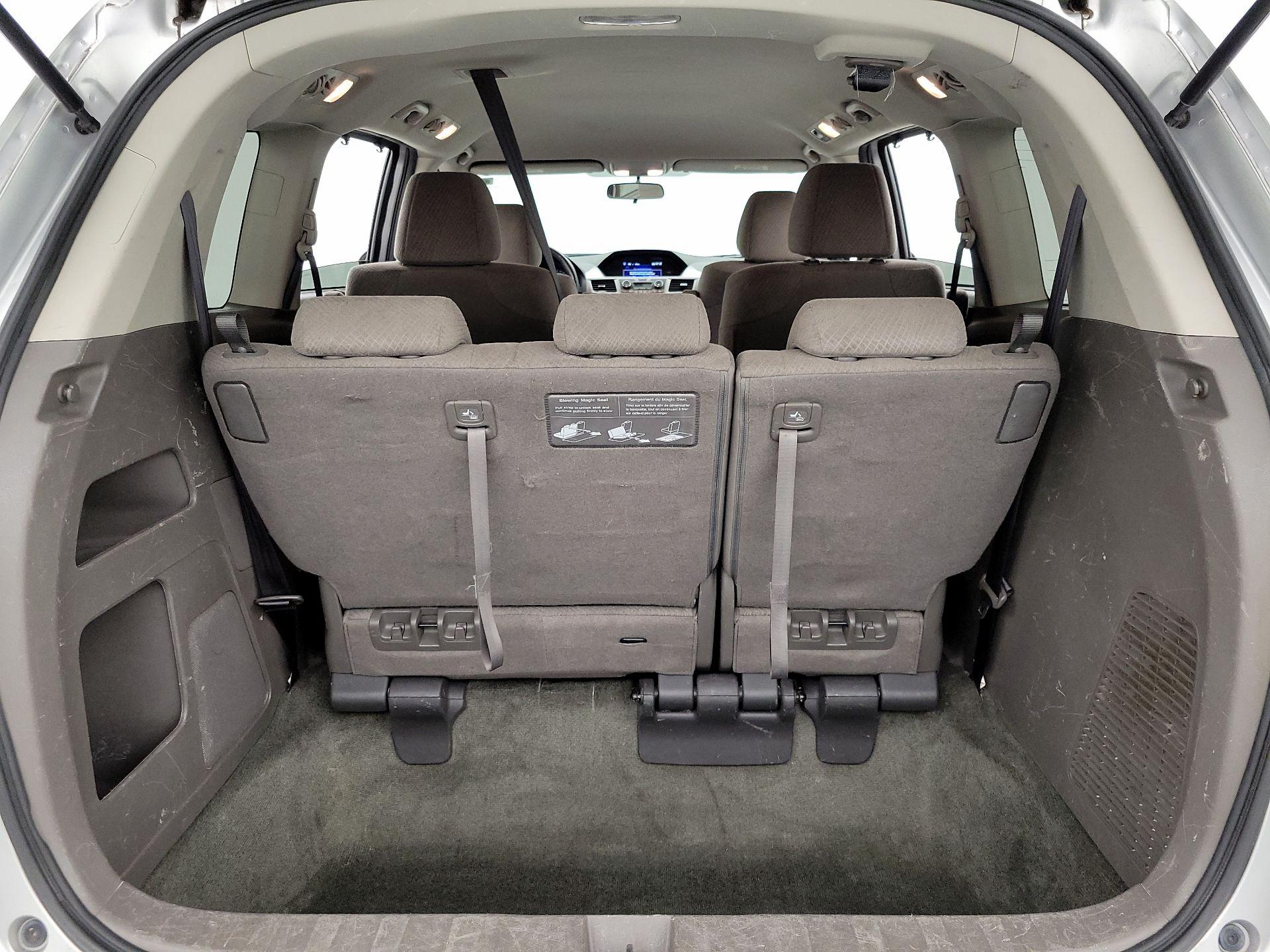 Thumbnail: 2015 Honda Odyssey - 20
