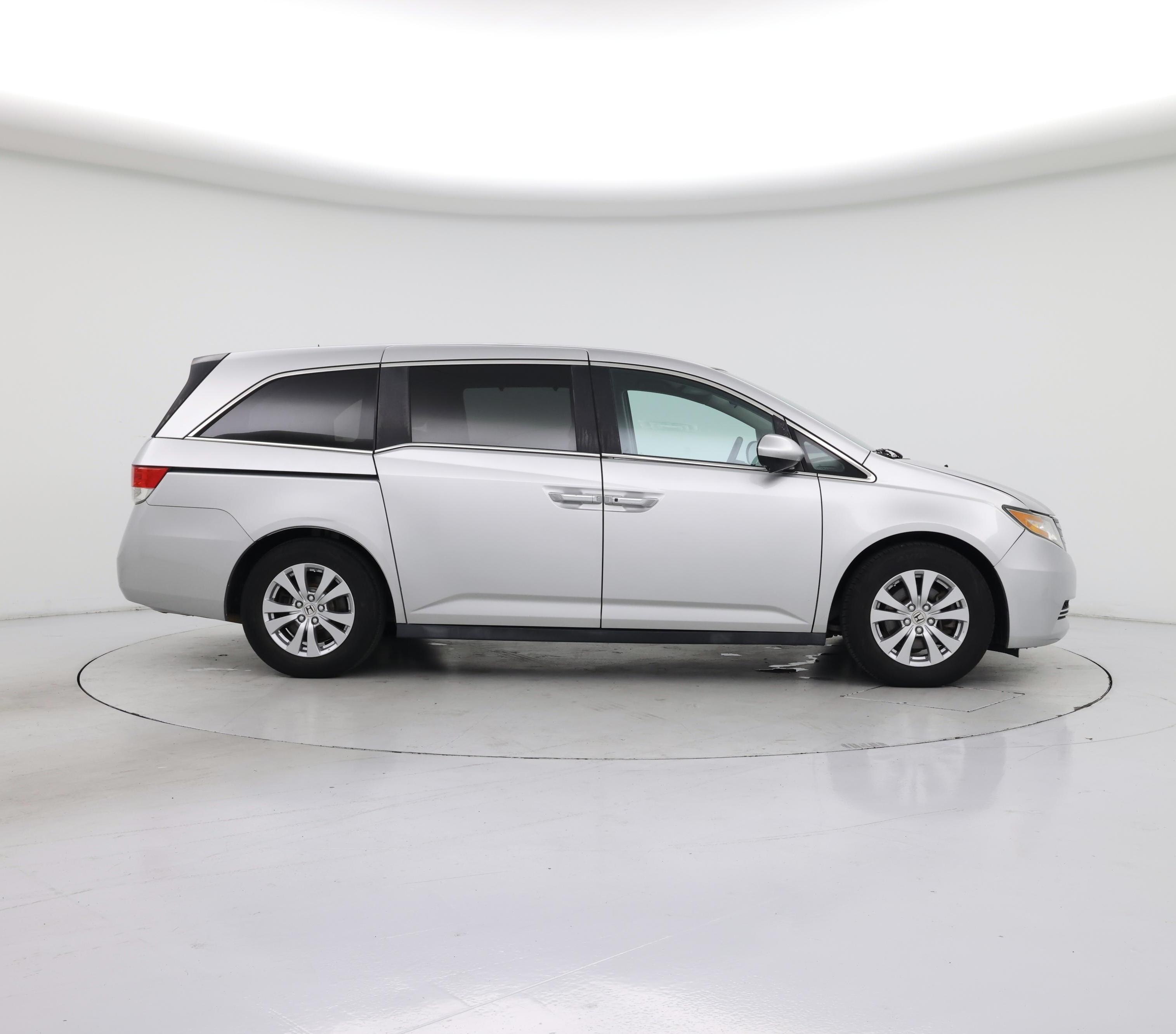 Thumbnail: 2015 Honda Odyssey - 7