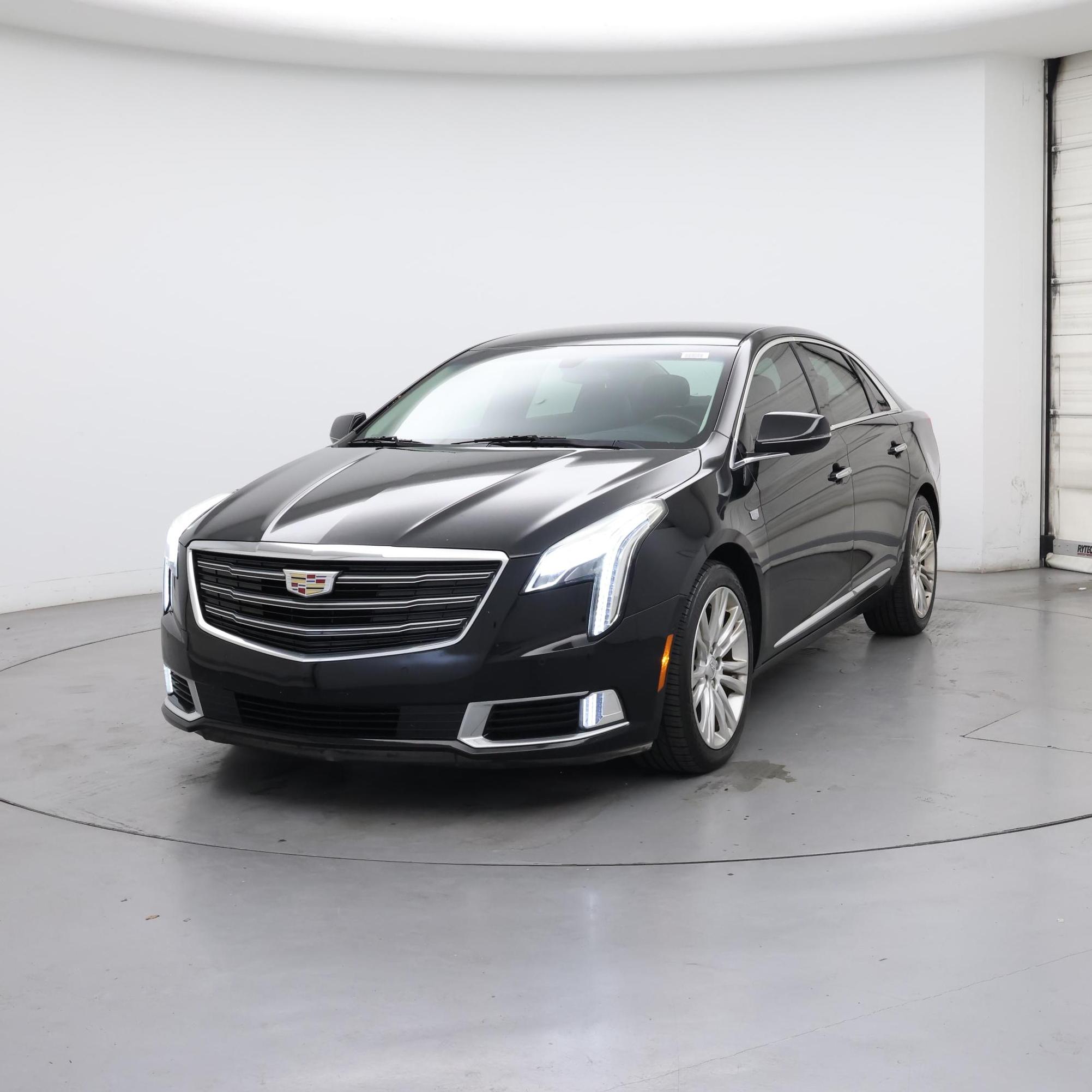 Thumbnail: 2018 Cadillac XTS - 4