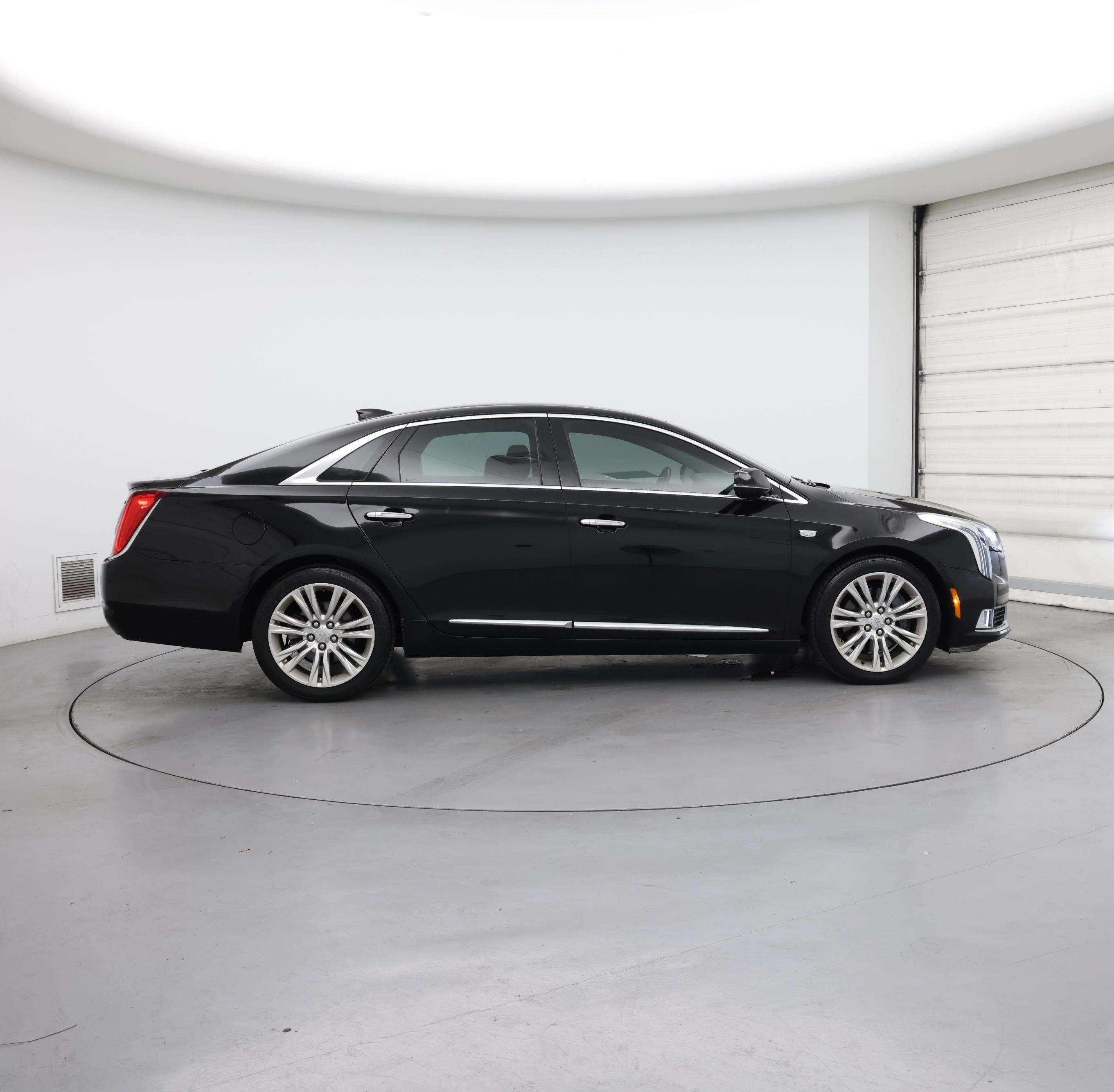 Thumbnail: 2018 Cadillac XTS - 7