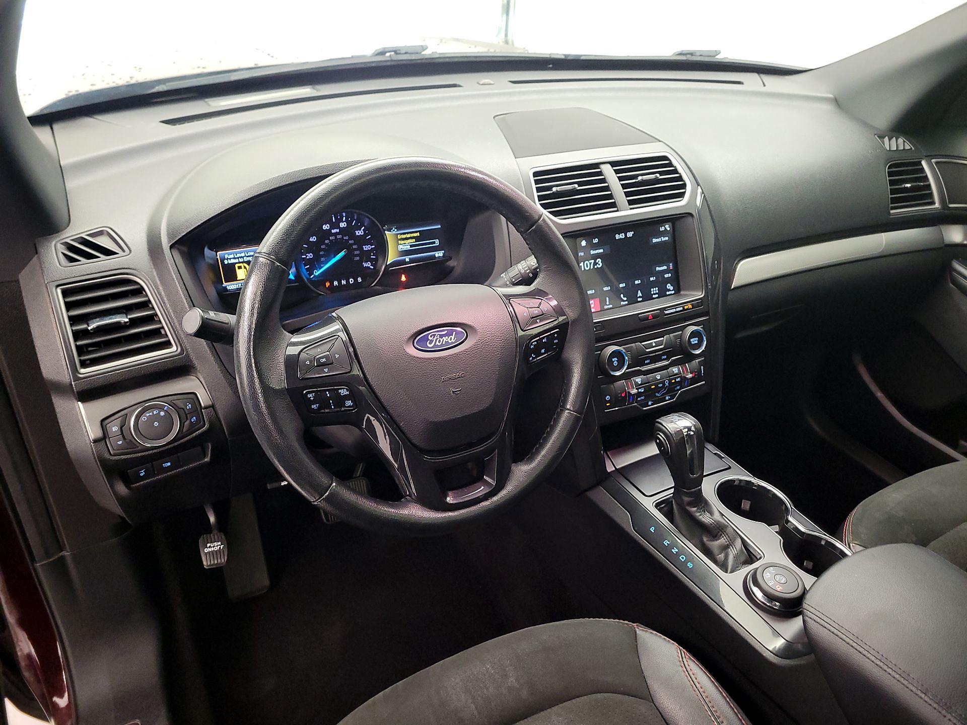 Thumbnail: 2018 Ford Explorer - 9